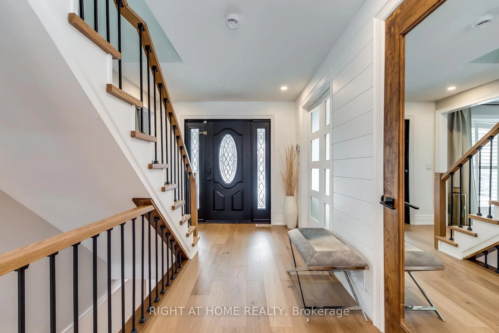 Photo 4 of 204 Walkers Line, Burlington, Roseland — HOMEH