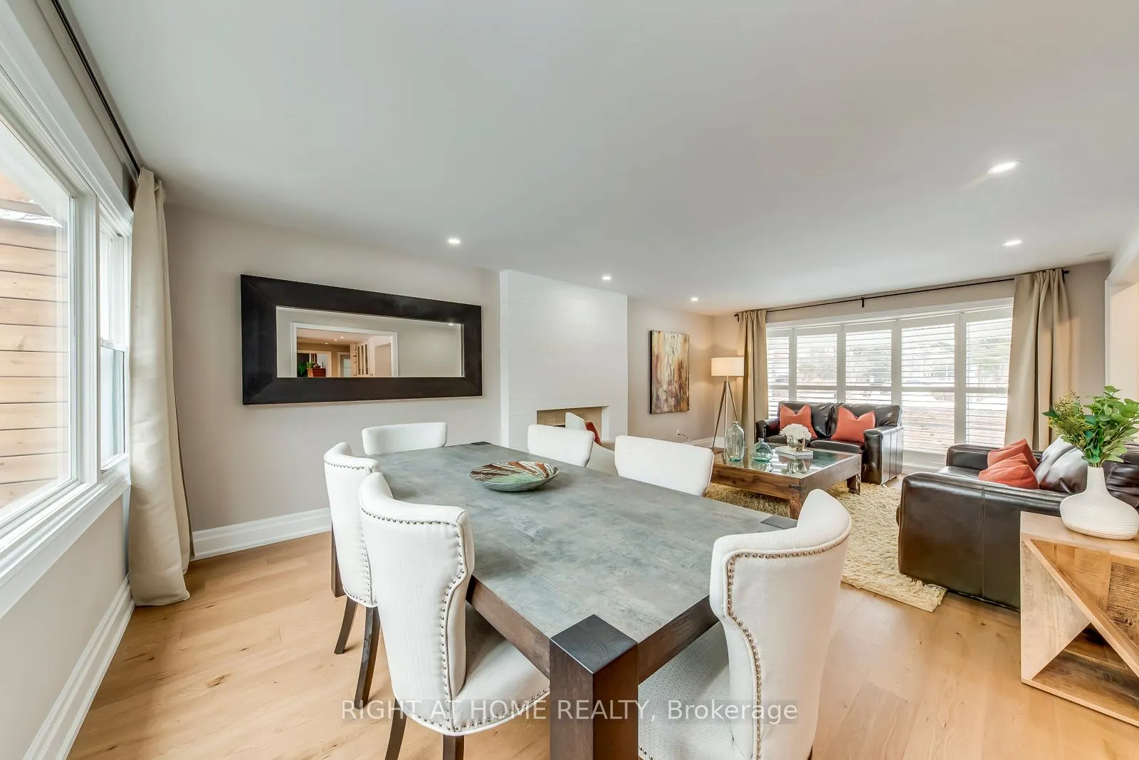 Photo 16 of 204 Walkers Line, Burlington, Roseland — HOMEH