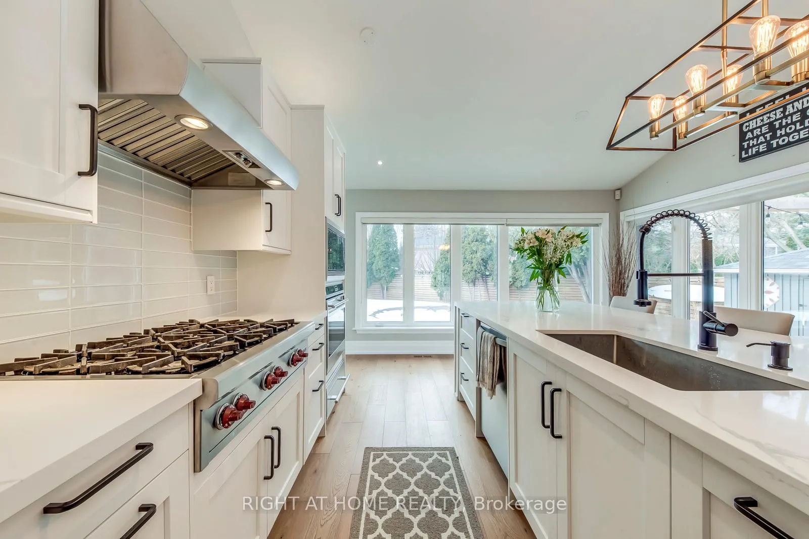 Photo 17 of 204 Walkers Line, Burlington, Roseland — HOMEH