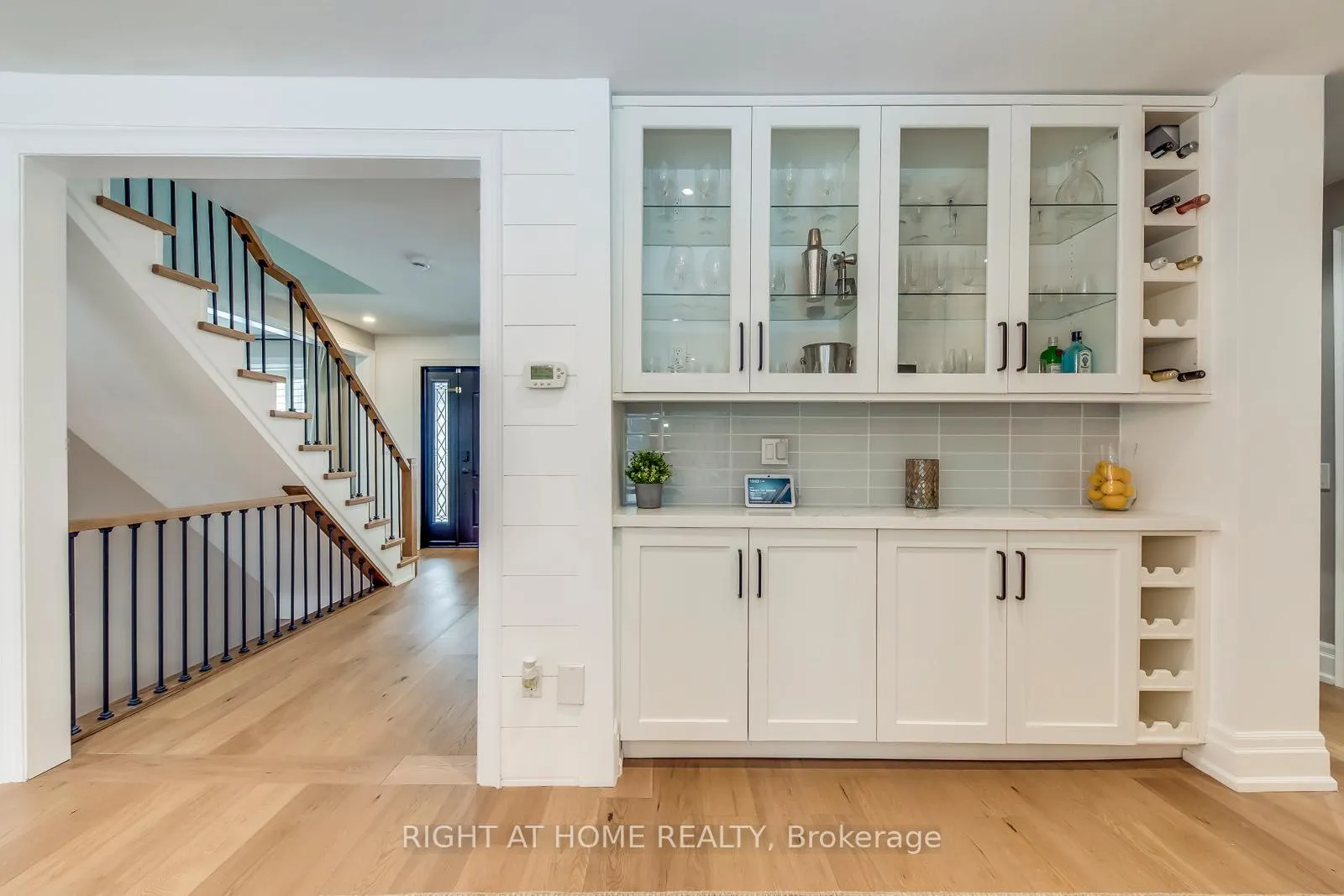 Photo 18 of 204 Walkers Line, Burlington, Roseland — HOMEH
