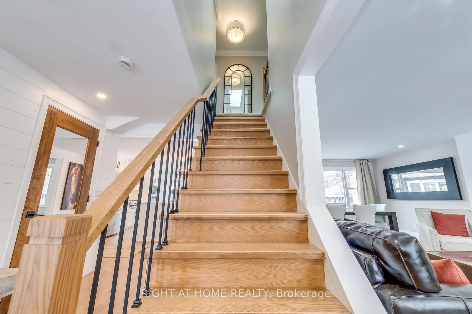 Photo 22 of 204 Walkers Line, Burlington, Roseland — HOMEH