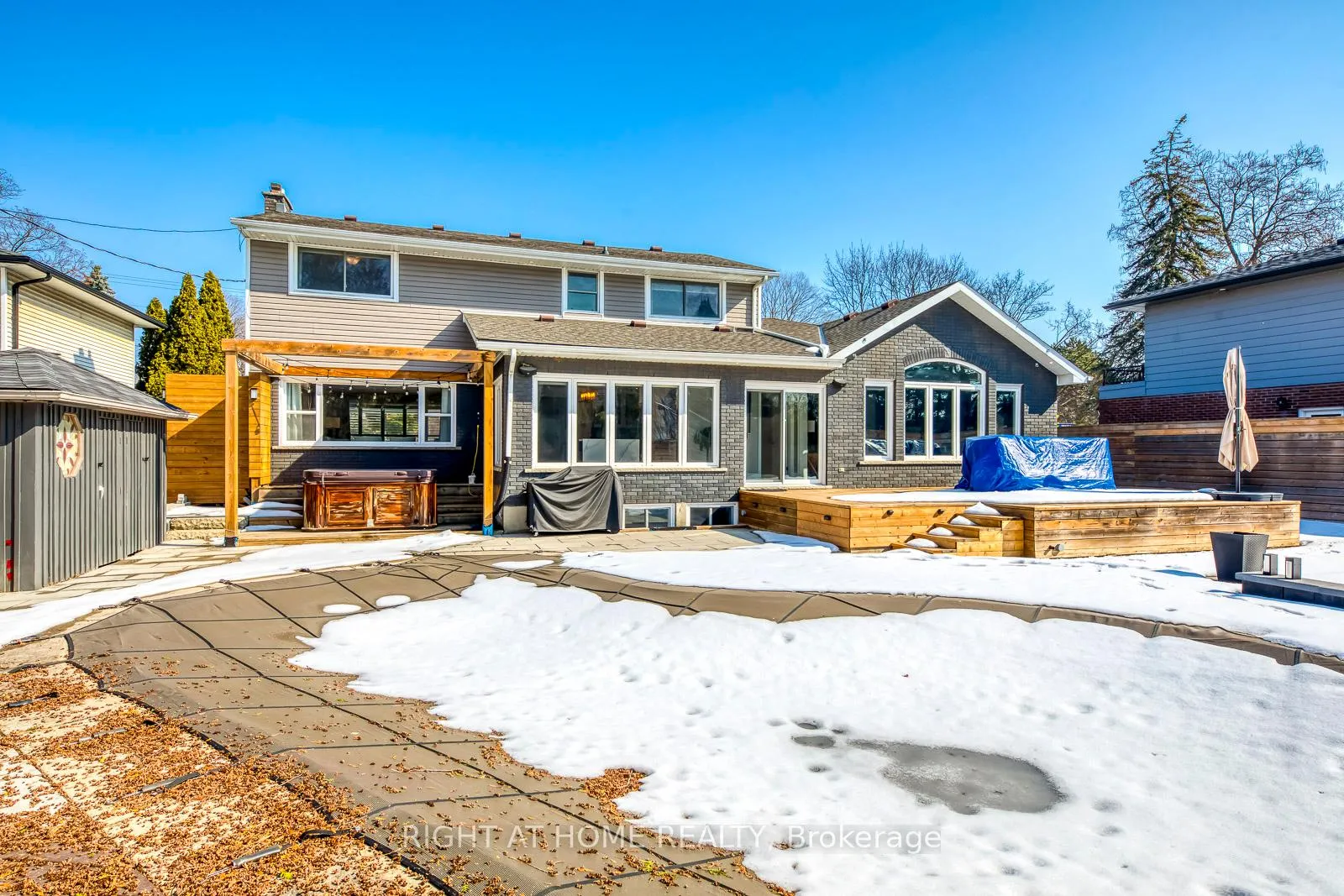 Photo 33 of 204 Walkers Line, Burlington, Roseland — HOMEH