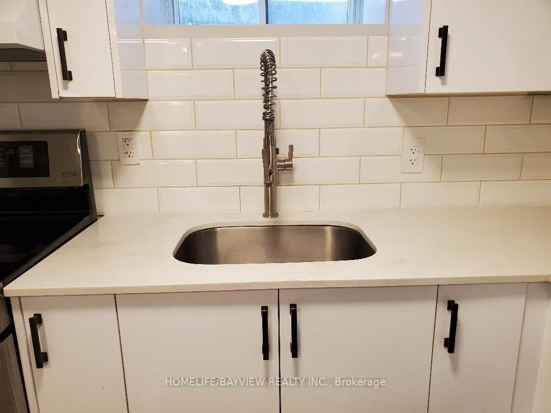 Photo 4 of Unit (Basem), 100 Steeles Avenue, Markham, Grandview — HOMEH