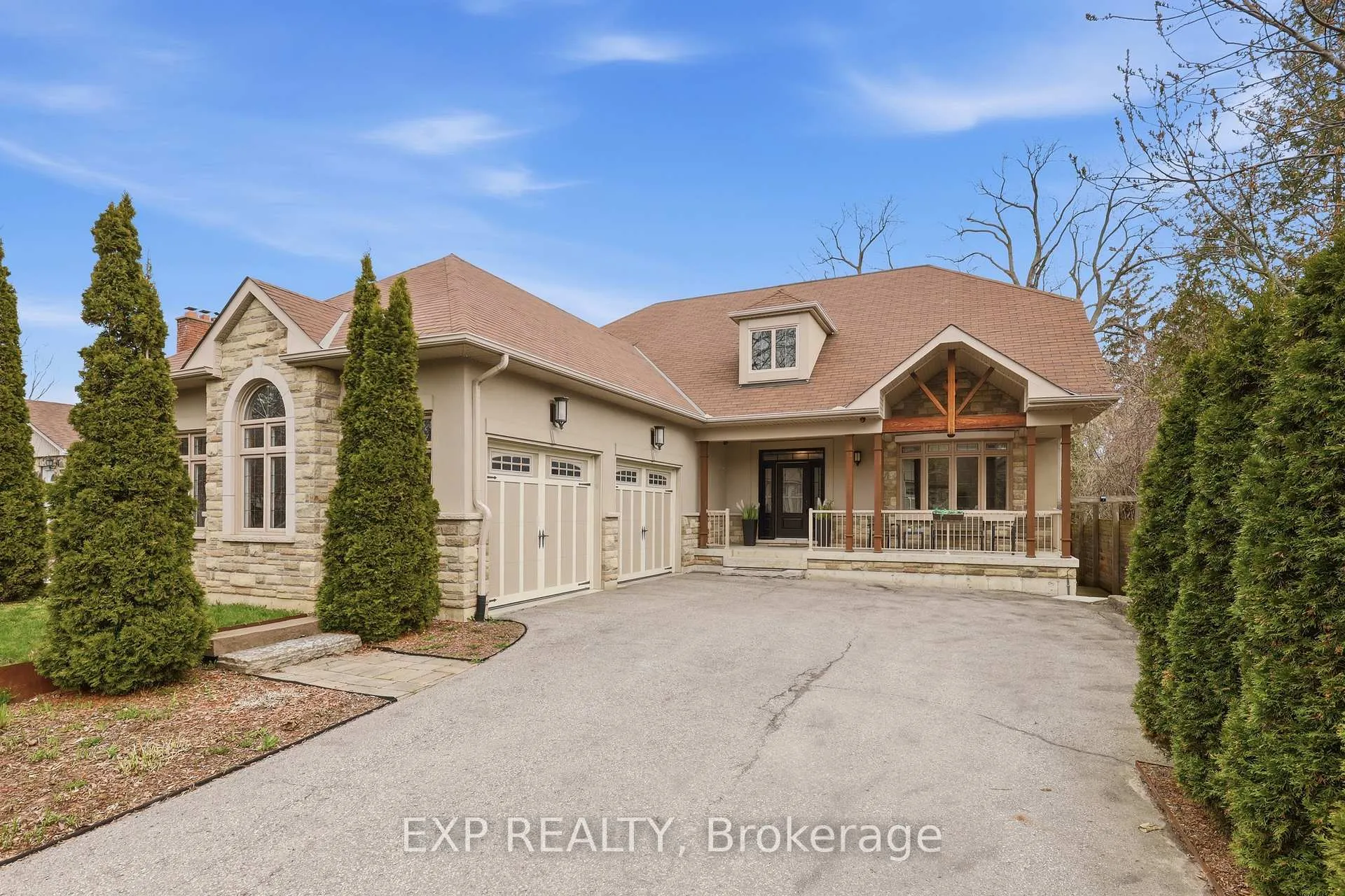 Photo 1 of 583 Park Crescent, Pickering, West Shore — HOMEH