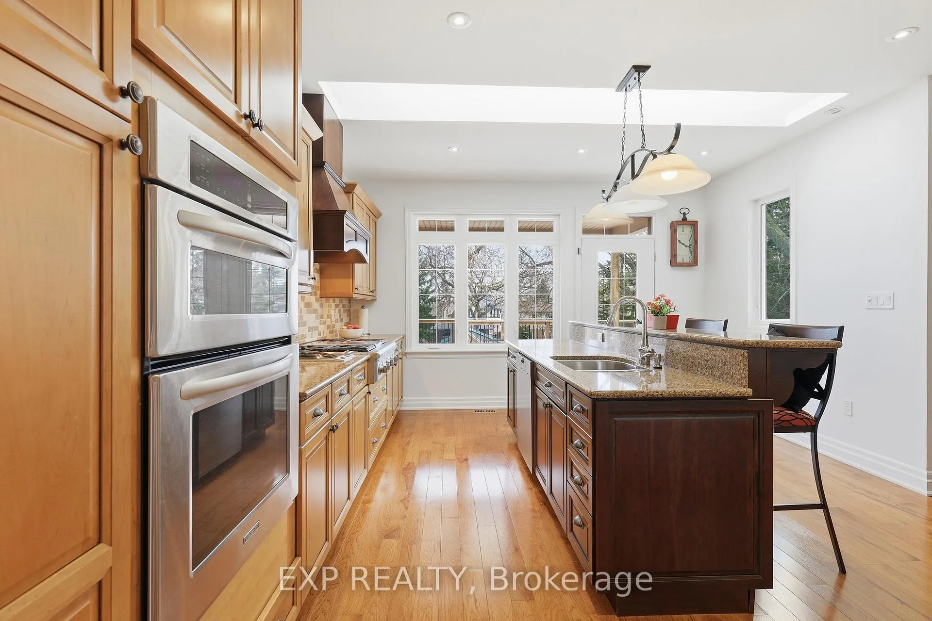 Photo 13 of 583 Park Crescent, Pickering, West Shore — HOMEH