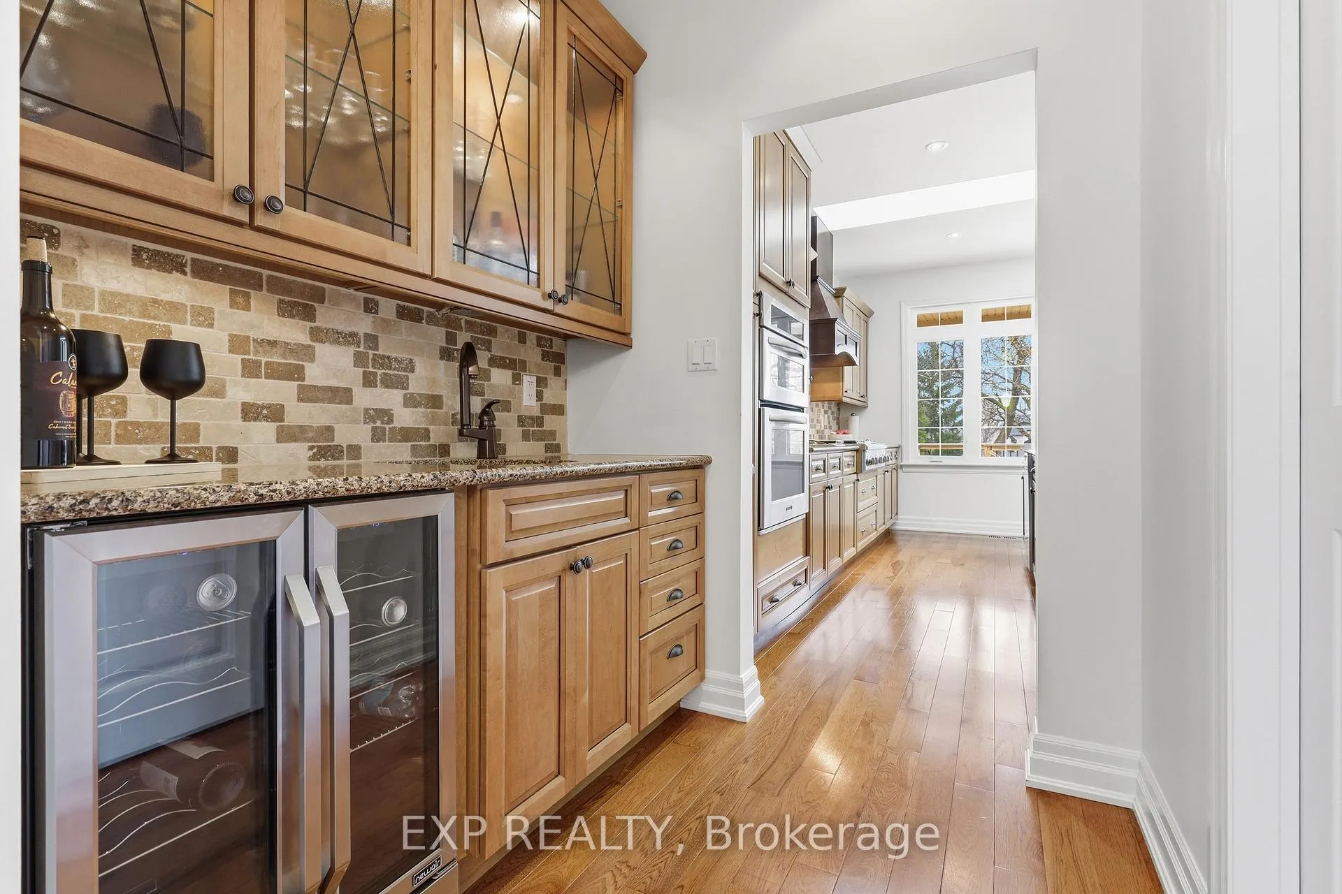 Photo 14 of 583 Park Crescent, Pickering, West Shore — HOMEH