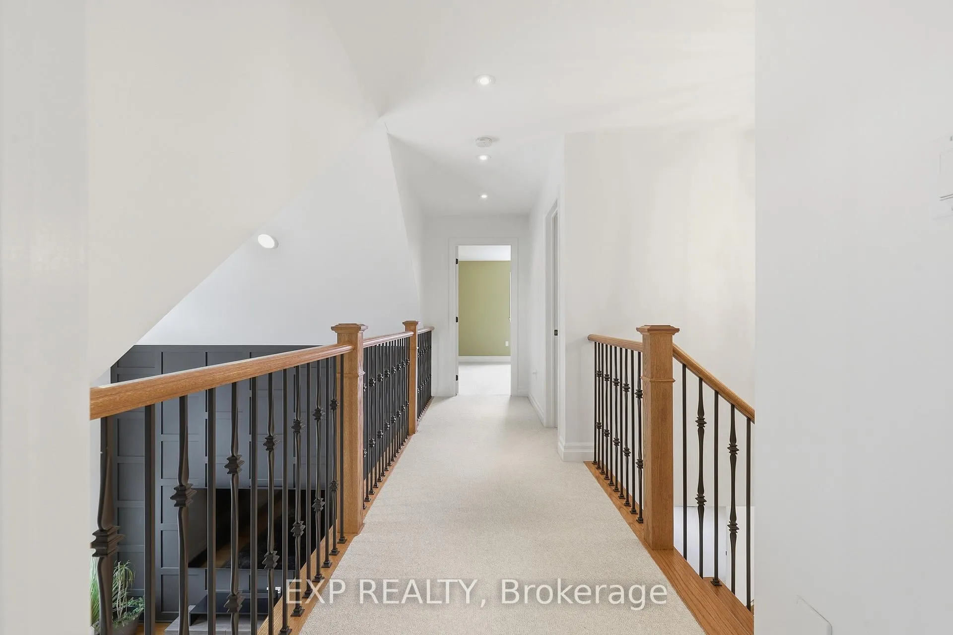 Photo 26 of 583 Park Crescent, Pickering, West Shore — HOMEH