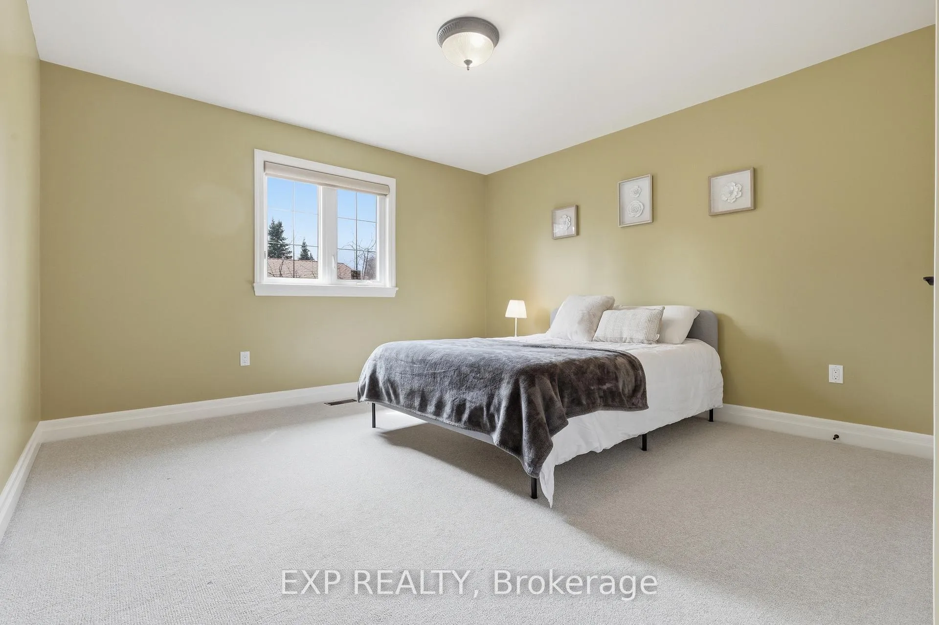 Photo 29 of 583 Park Crescent, Pickering, West Shore — HOMEH
