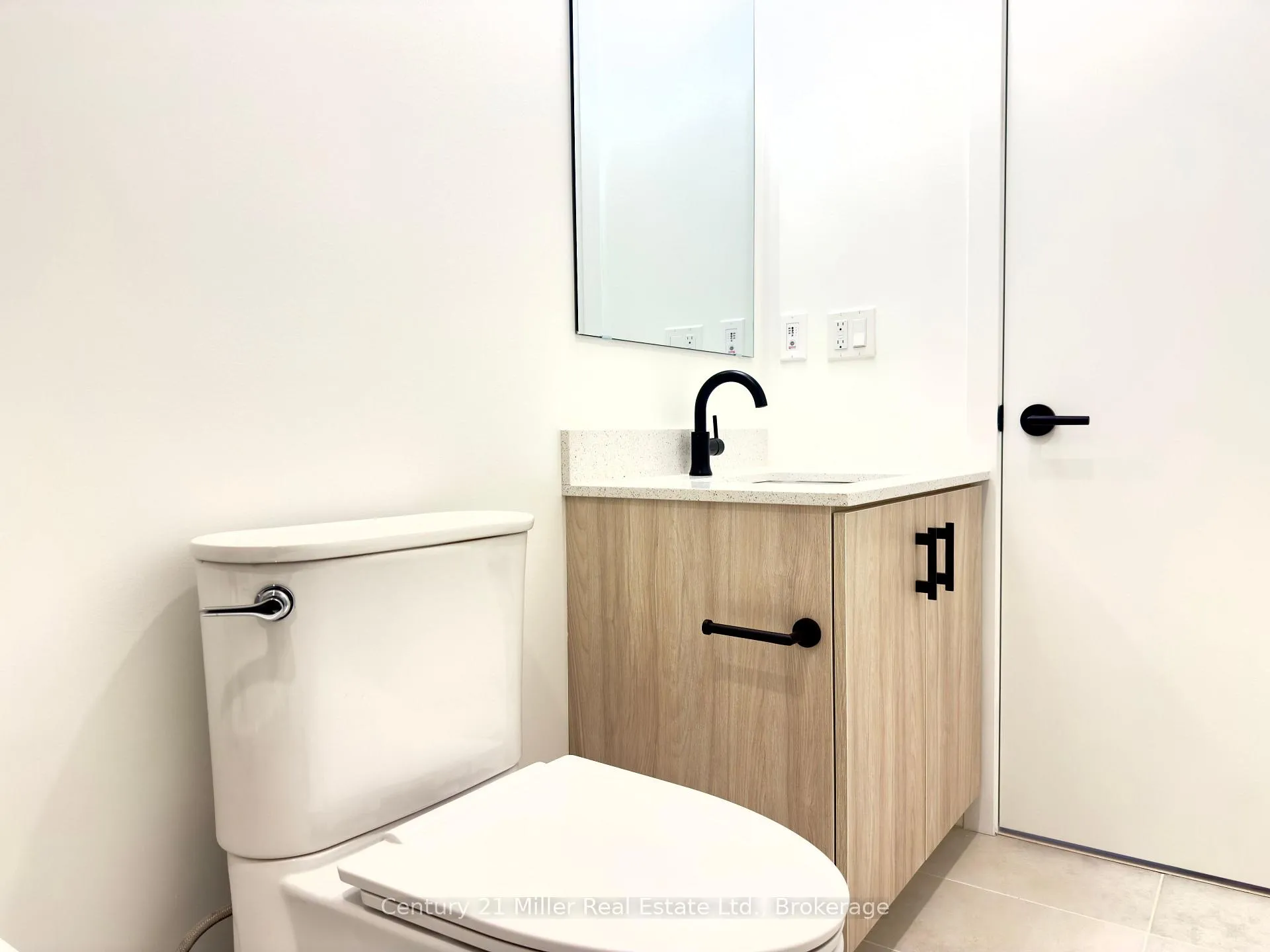 Photo 14 of Unit C-1008, 4878 Powers Common, Burlington, Alton — HOMEH