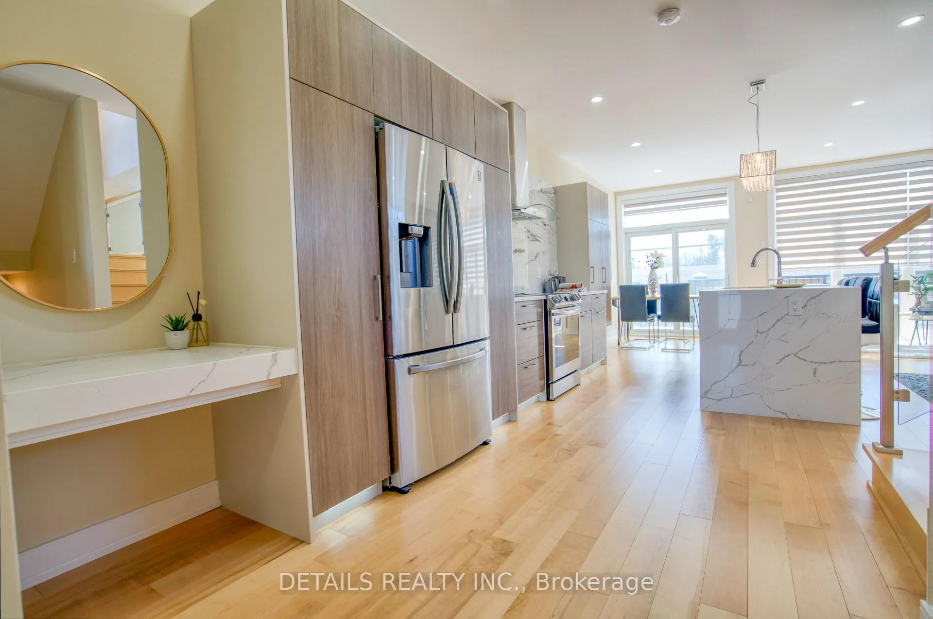 Photo 6 of 992 Baseline Road E, Ottawa, City View/Skyline/Fisher Heights/Parkwood Hills — HOMEH