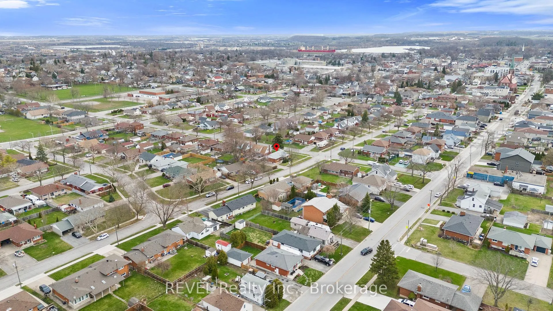 Photo 30 of 32 Thompson Avenue, Thorold, Thorold Downtown — HOMEH