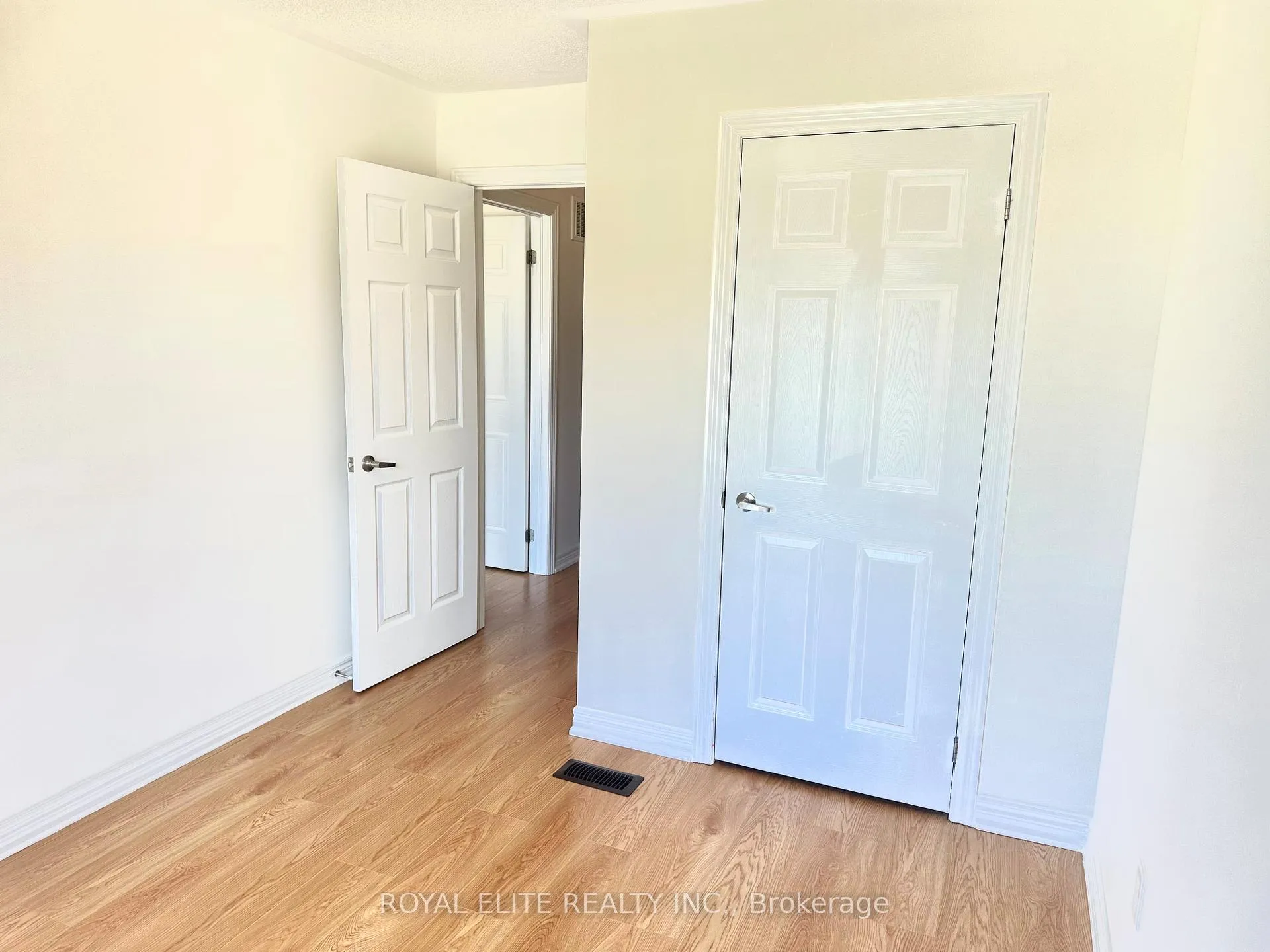Photo 15 of 51 Locust Terrace, Markham, Wismer — HOMEH