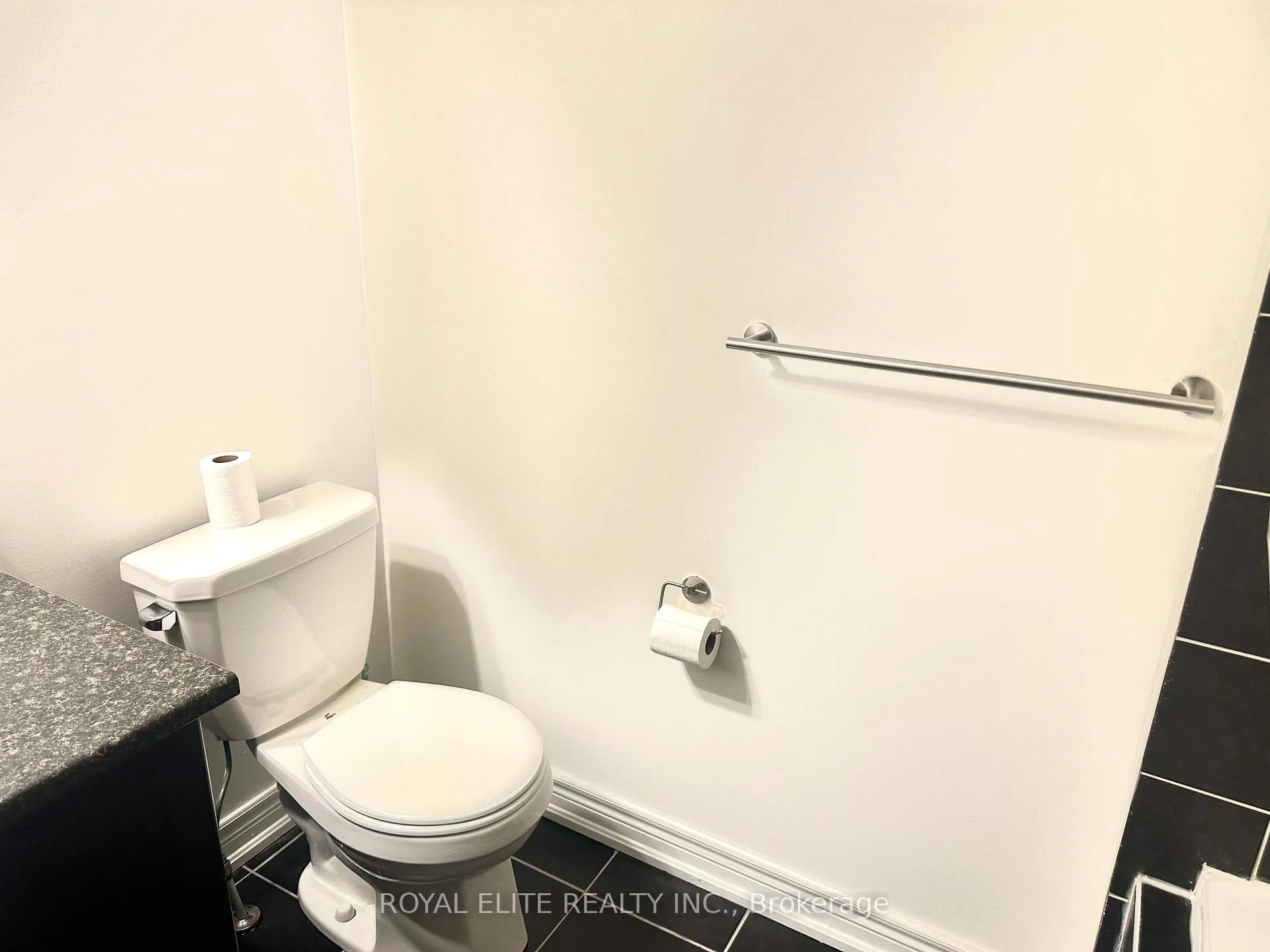 Photo 20 of 51 Locust Terrace, Markham, Wismer — HOMEH