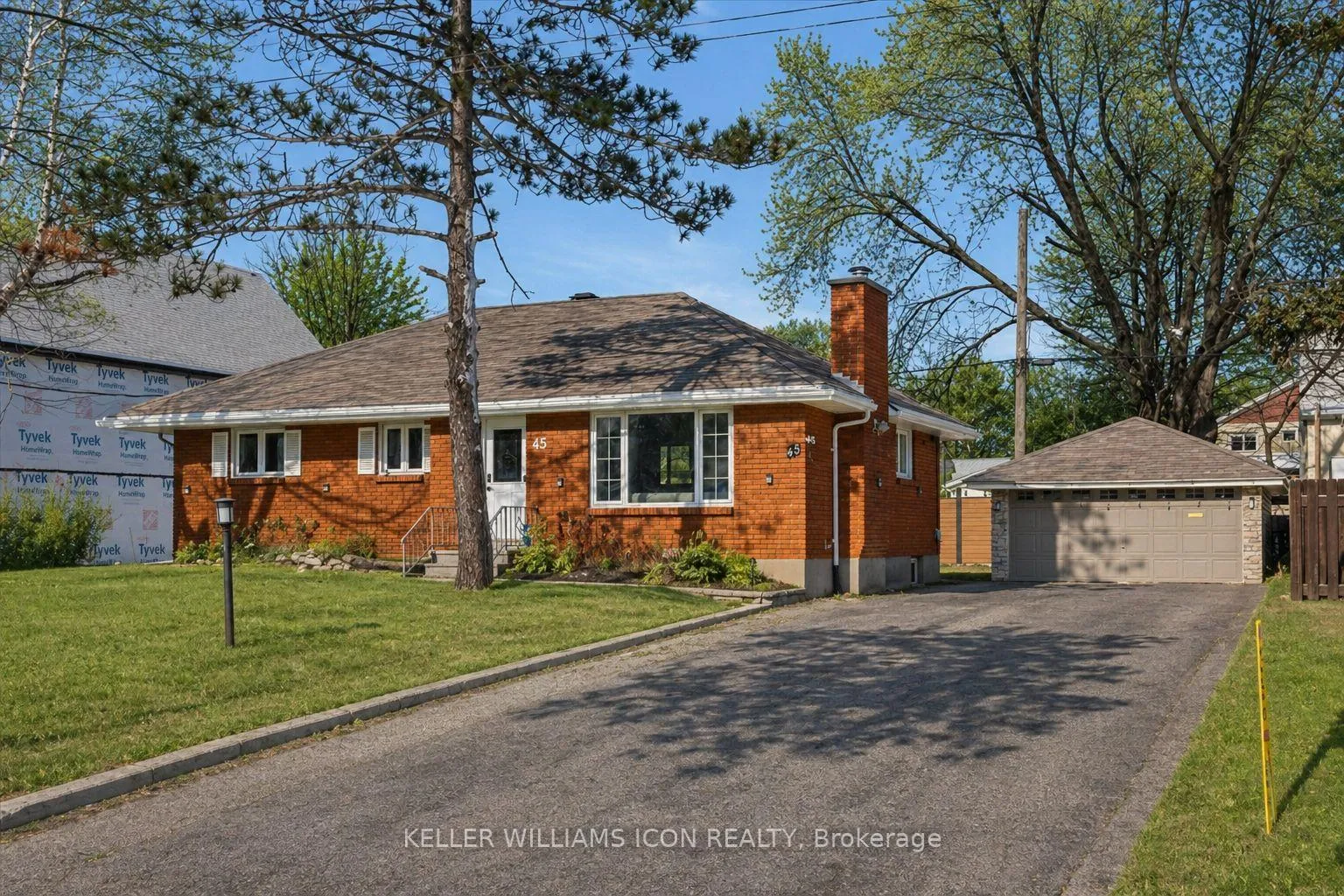 Photo 1 of 45 Epworth Avenue, Ottawa, Meadowlands/St. Claire Gardens — HOMEH