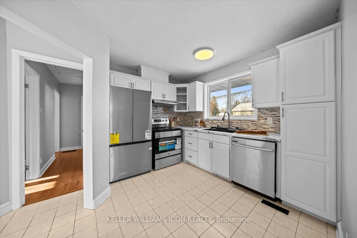 Photo 10 of 45 Epworth Avenue, Ottawa, Meadowlands/St. Claire Gardens — HOMEH