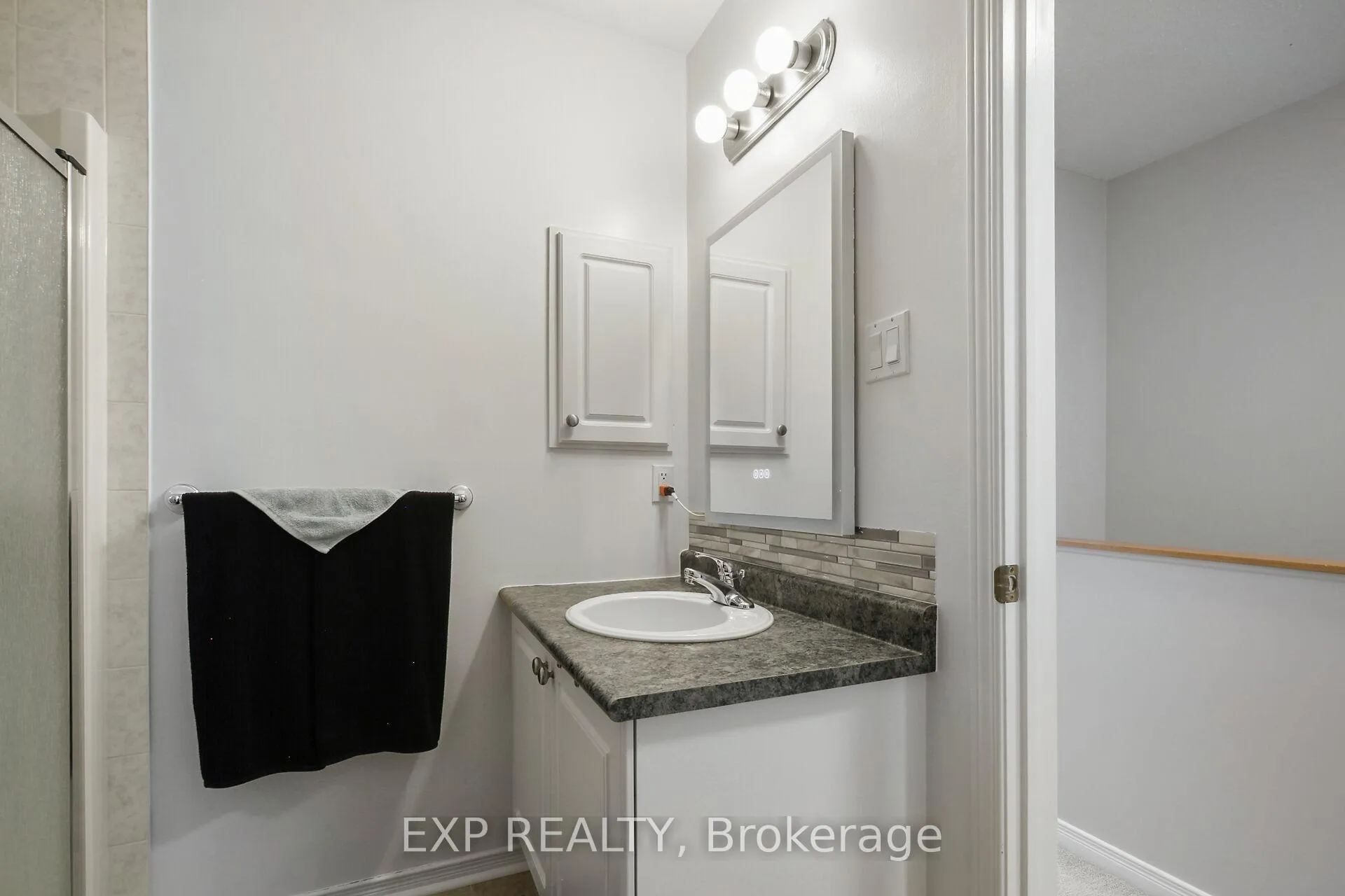 Photo 26 of 321 Wiffen Private, Ottawa, Westcliffe Estates — HOMEH