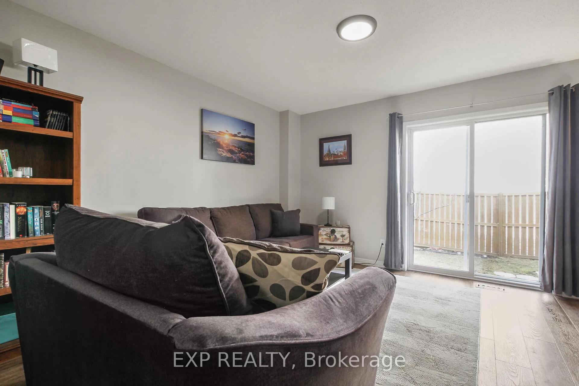 Photo 33 of 321 Wiffen Private, Ottawa, Westcliffe Estates — HOMEH