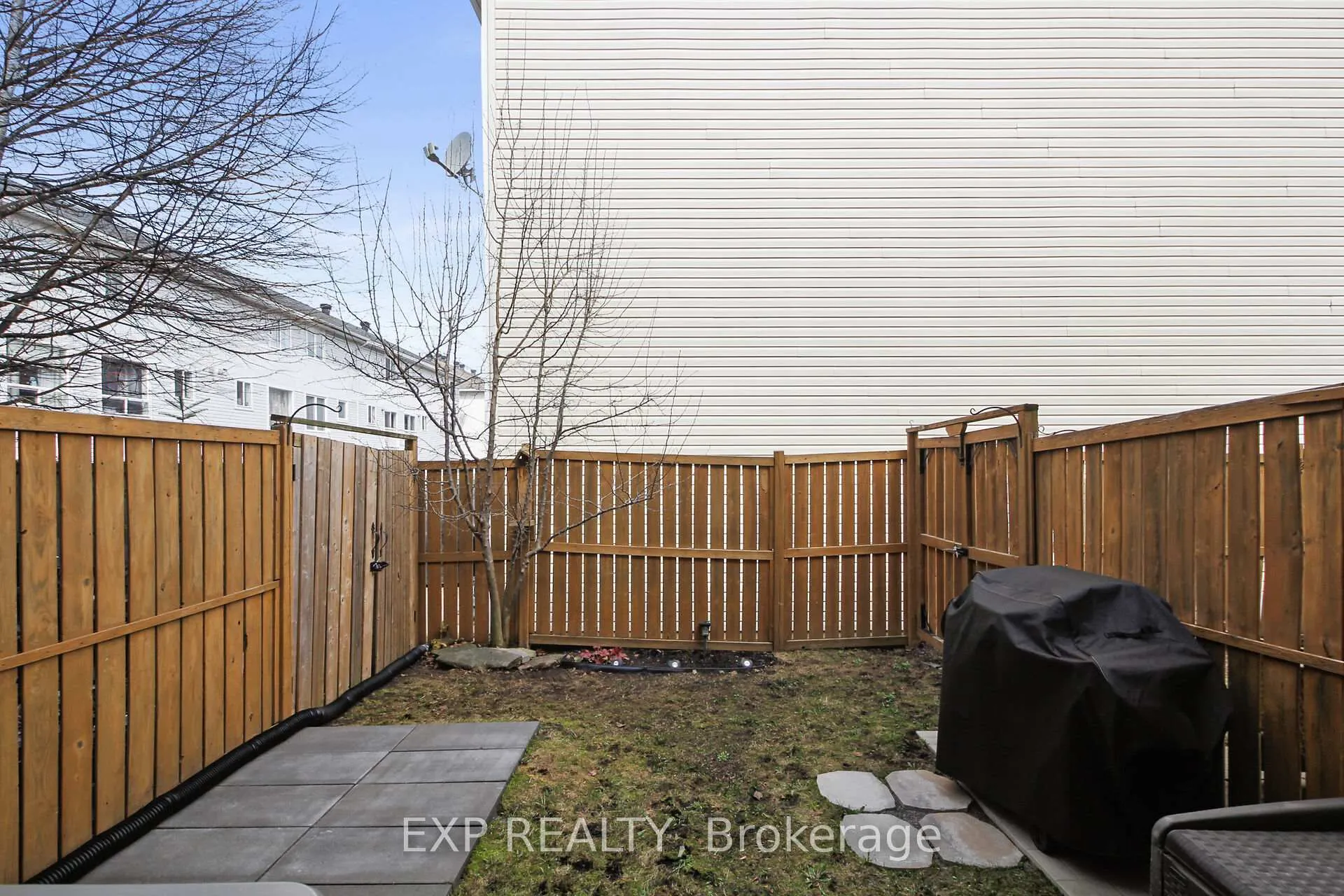 Photo 38 of 321 Wiffen Private, Ottawa, Westcliffe Estates — HOMEH