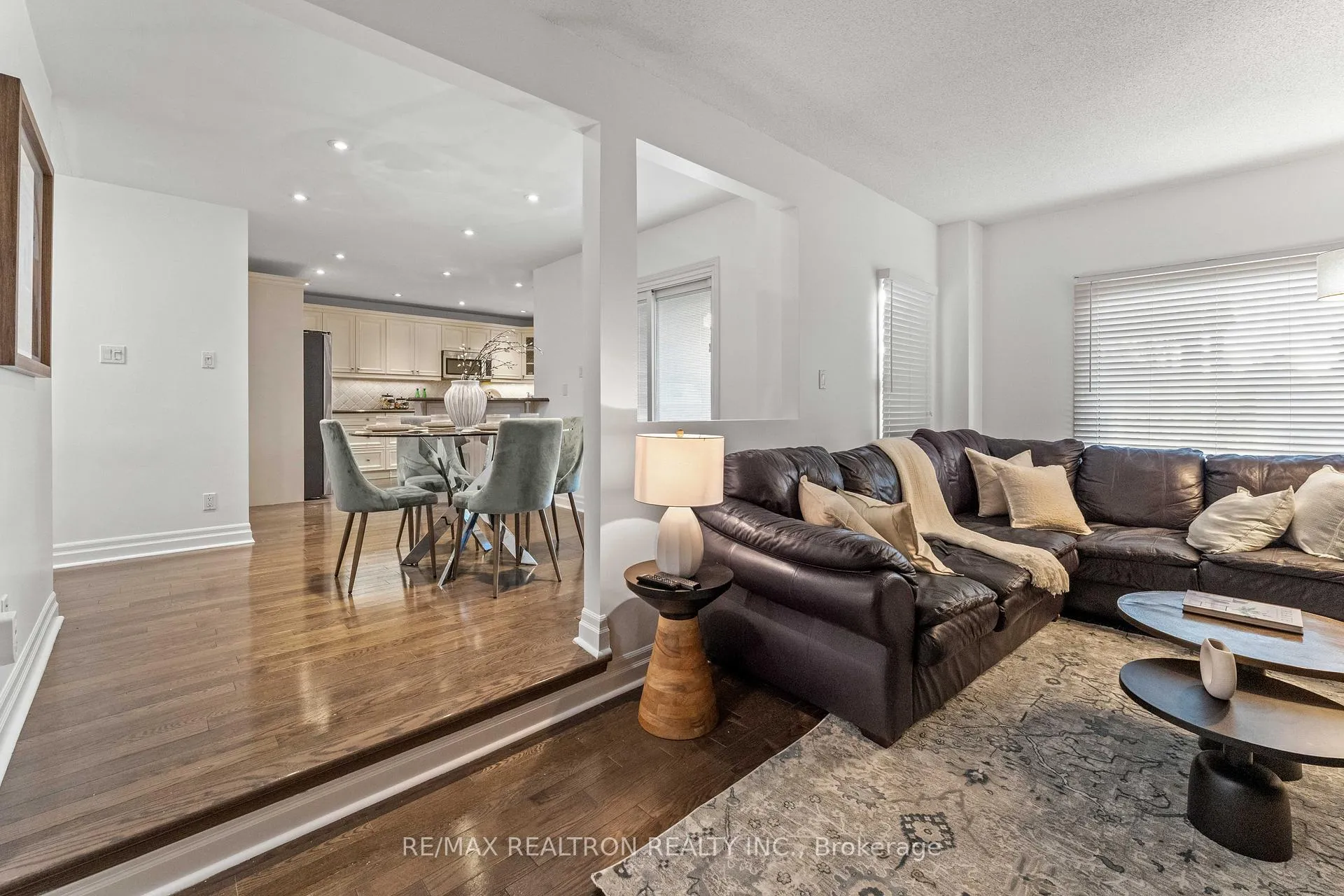 Photo 14 of 271 Rose Green Drive, Vaughan, Uplands — HOMEH