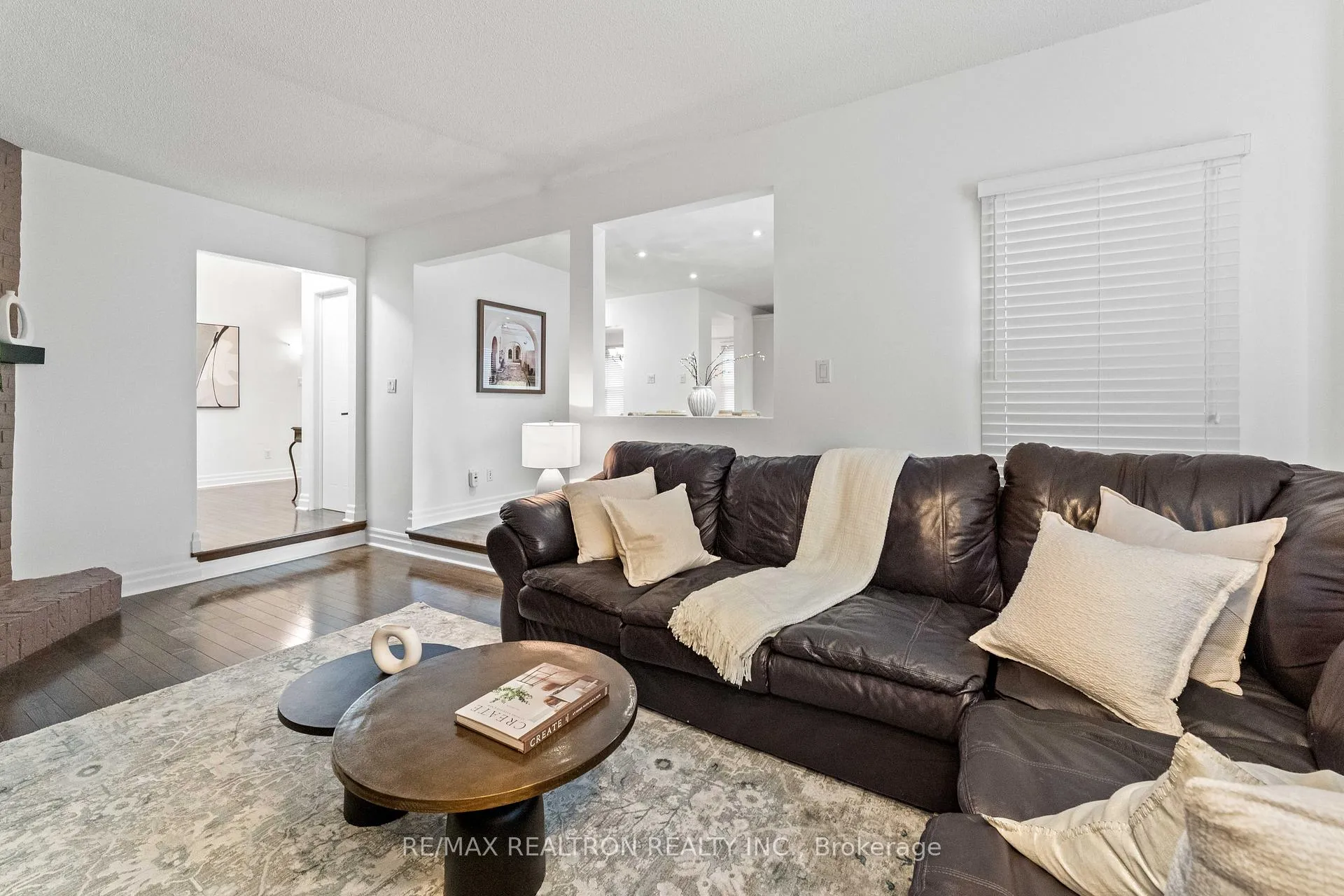 Photo 16 of 271 Rose Green Drive, Vaughan, Uplands — HOMEH
