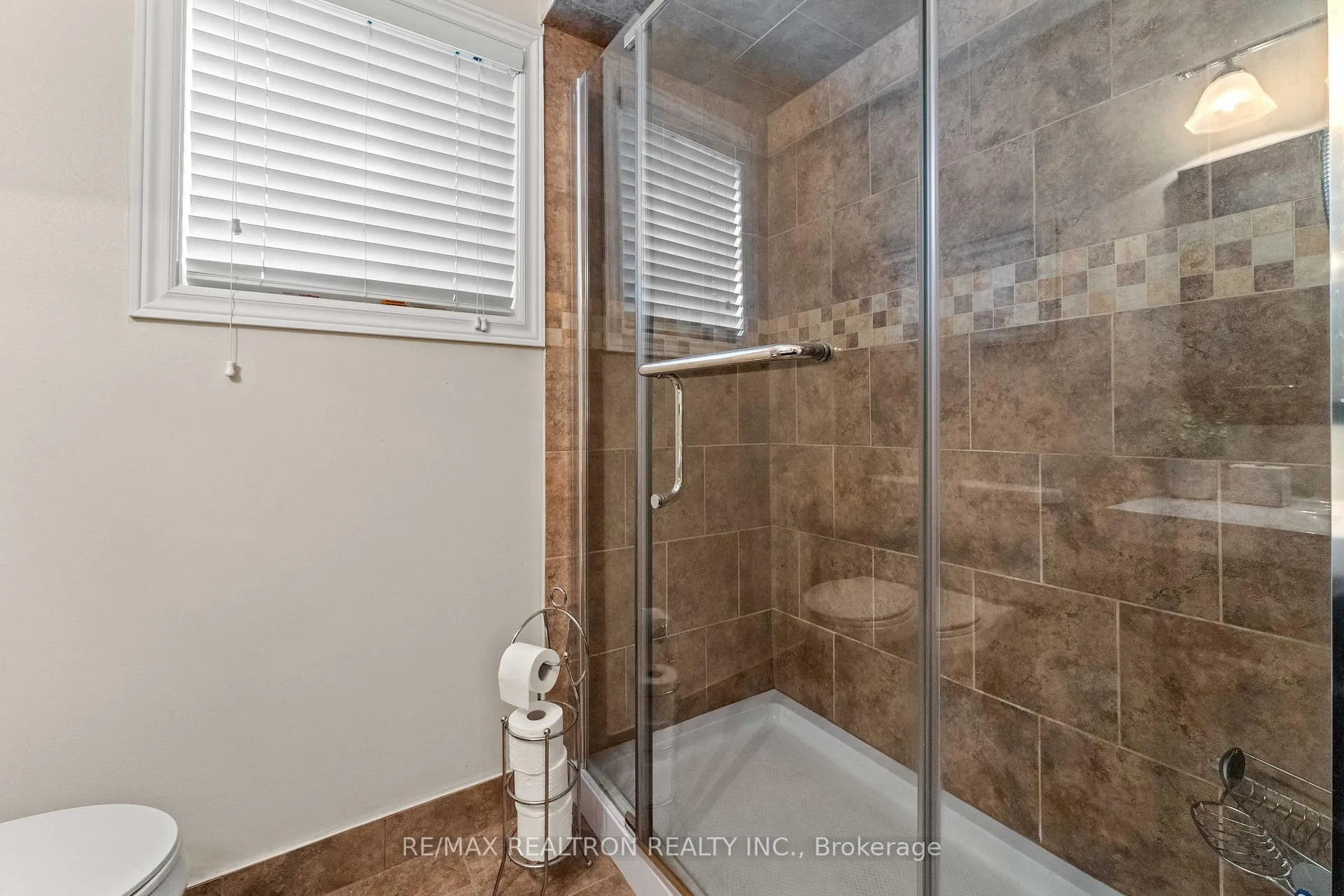 Photo 27 of 271 Rose Green Drive, Vaughan, Uplands — HOMEH