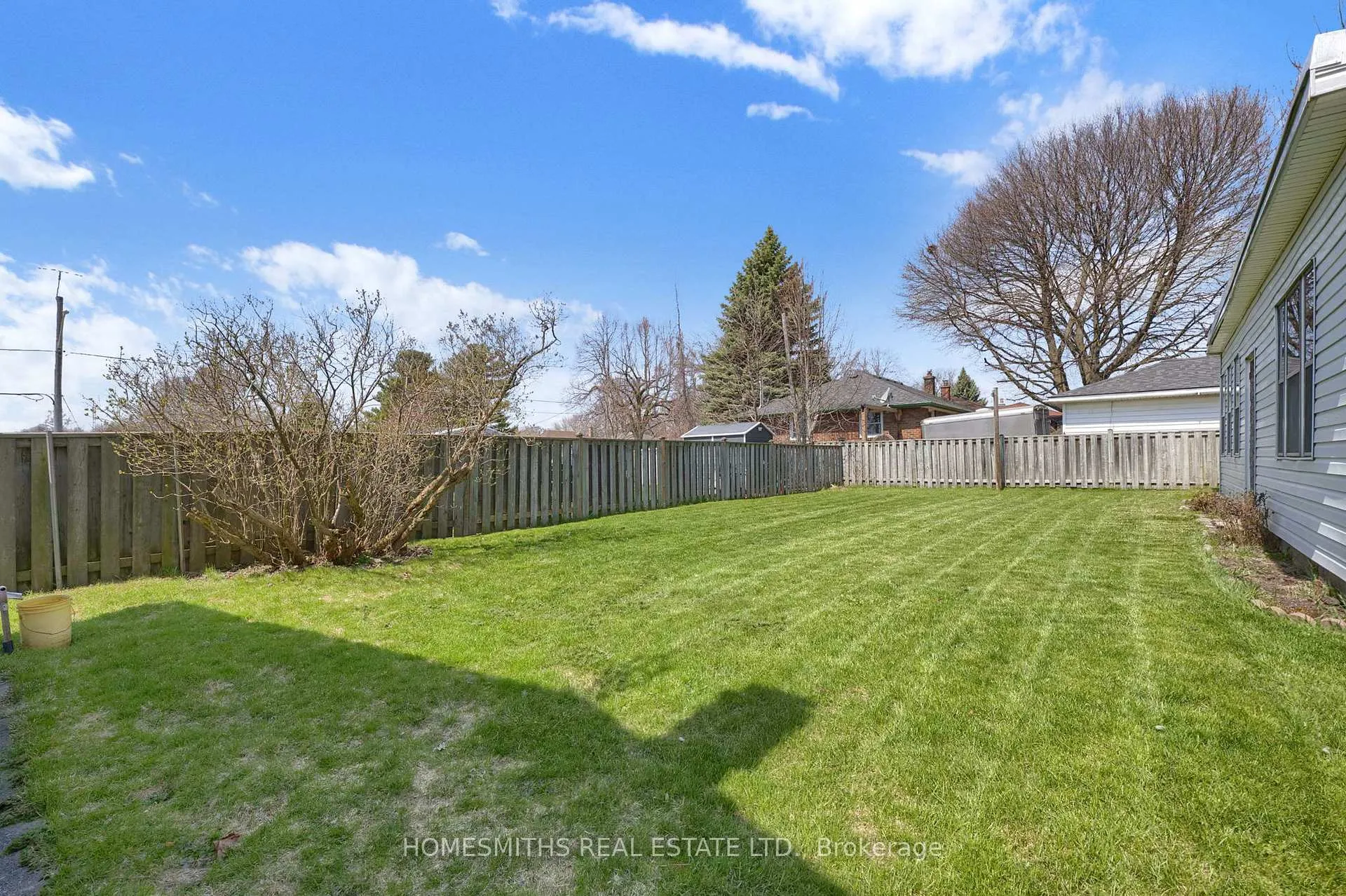 Photo 6 of 590 Olive Avenue, Oshawa, Donevan — HOMEH