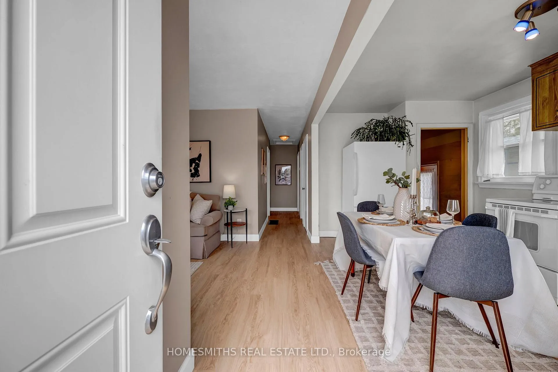 Photo 8 of 590 Olive Avenue, Oshawa, Donevan — HOMEH