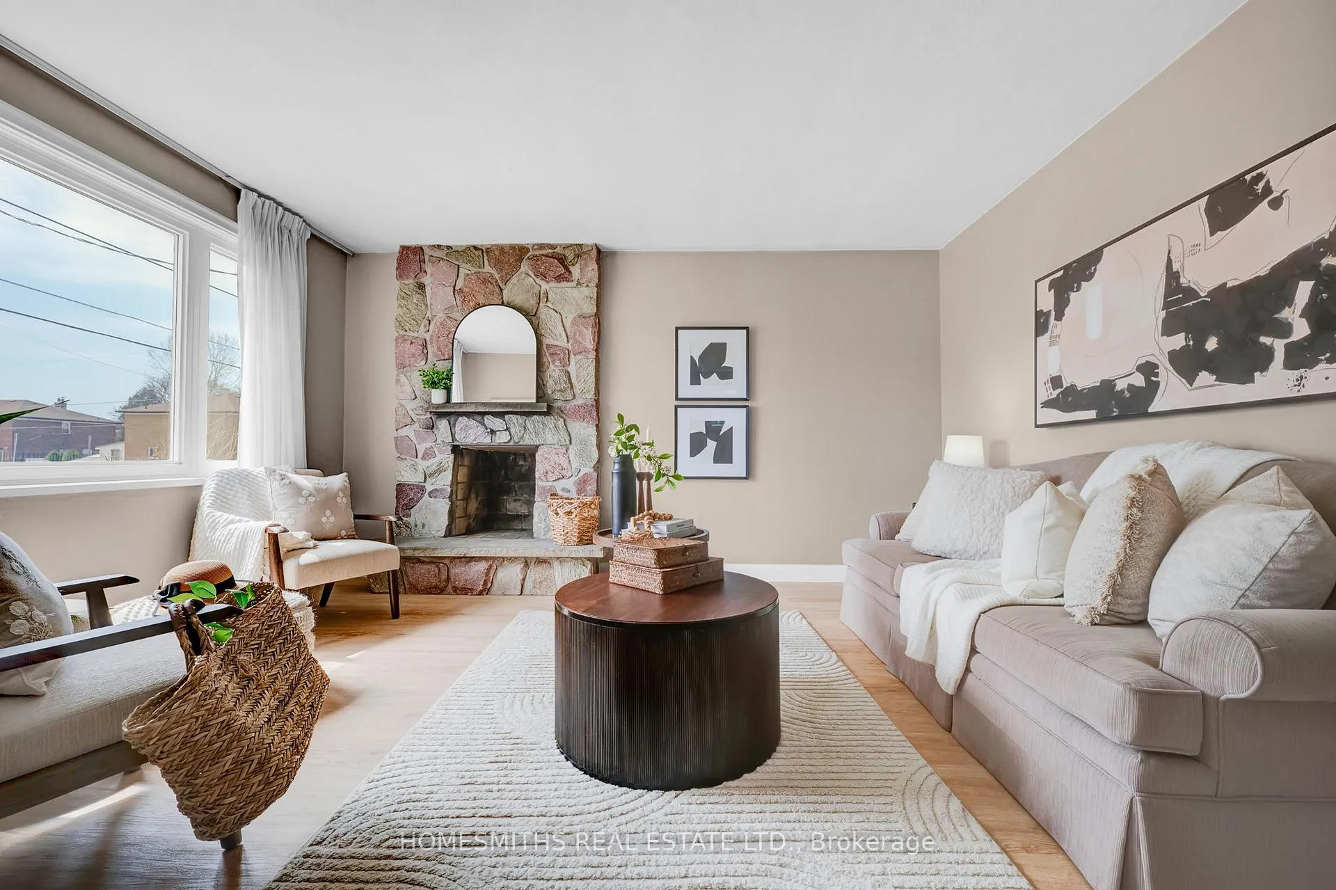 Photo 10 of 590 Olive Avenue, Oshawa, Donevan — HOMEH