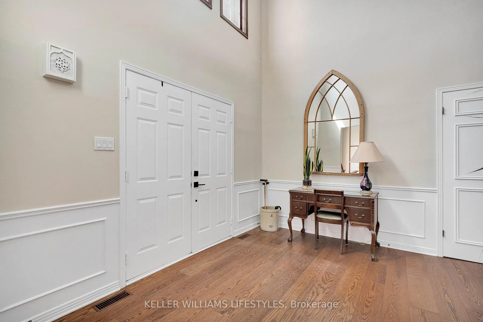 Photo 6 of 62 Fourwinds Road, London, South K — HOMEH