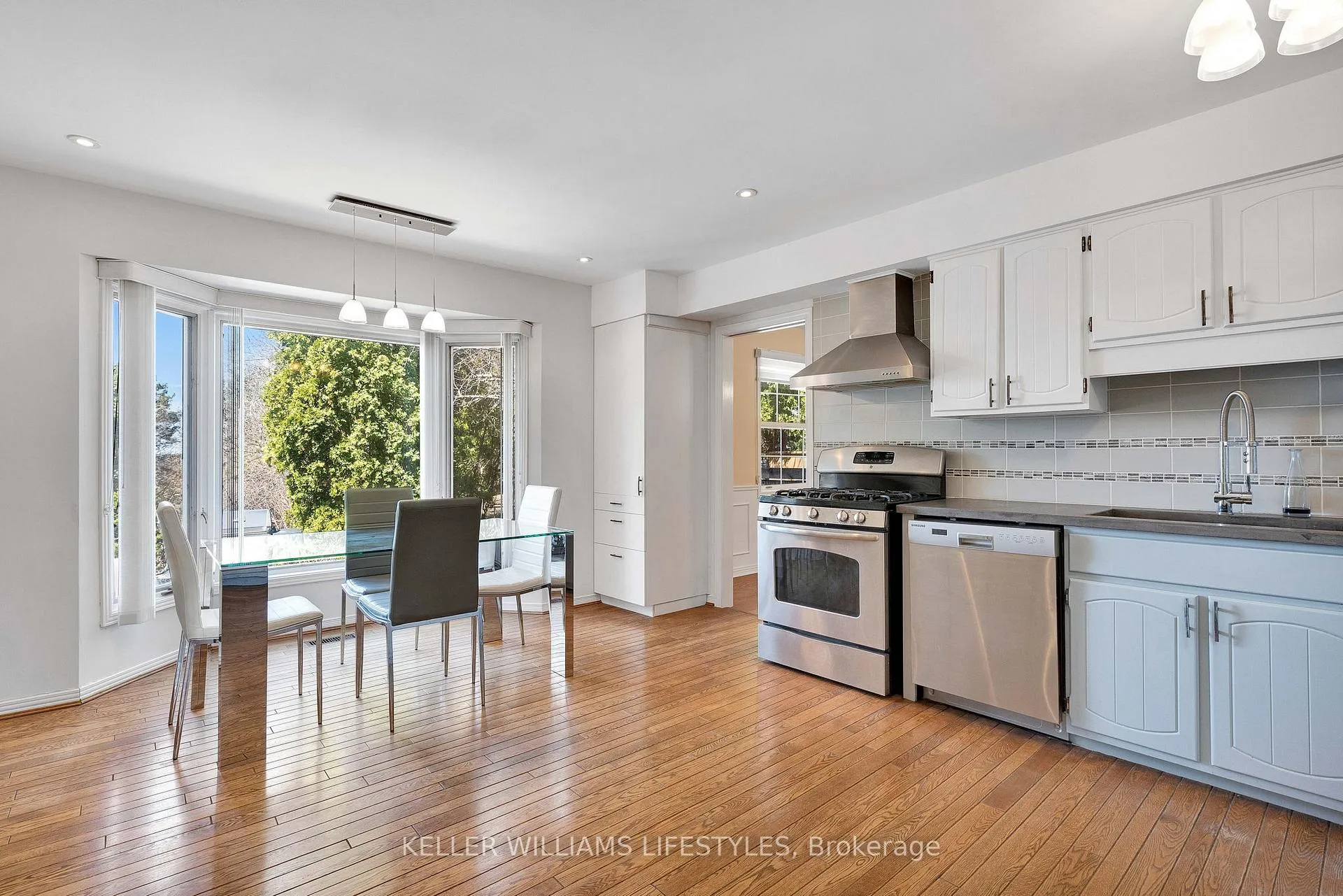 Photo 13 of 62 Fourwinds Road, London, South K — HOMEH