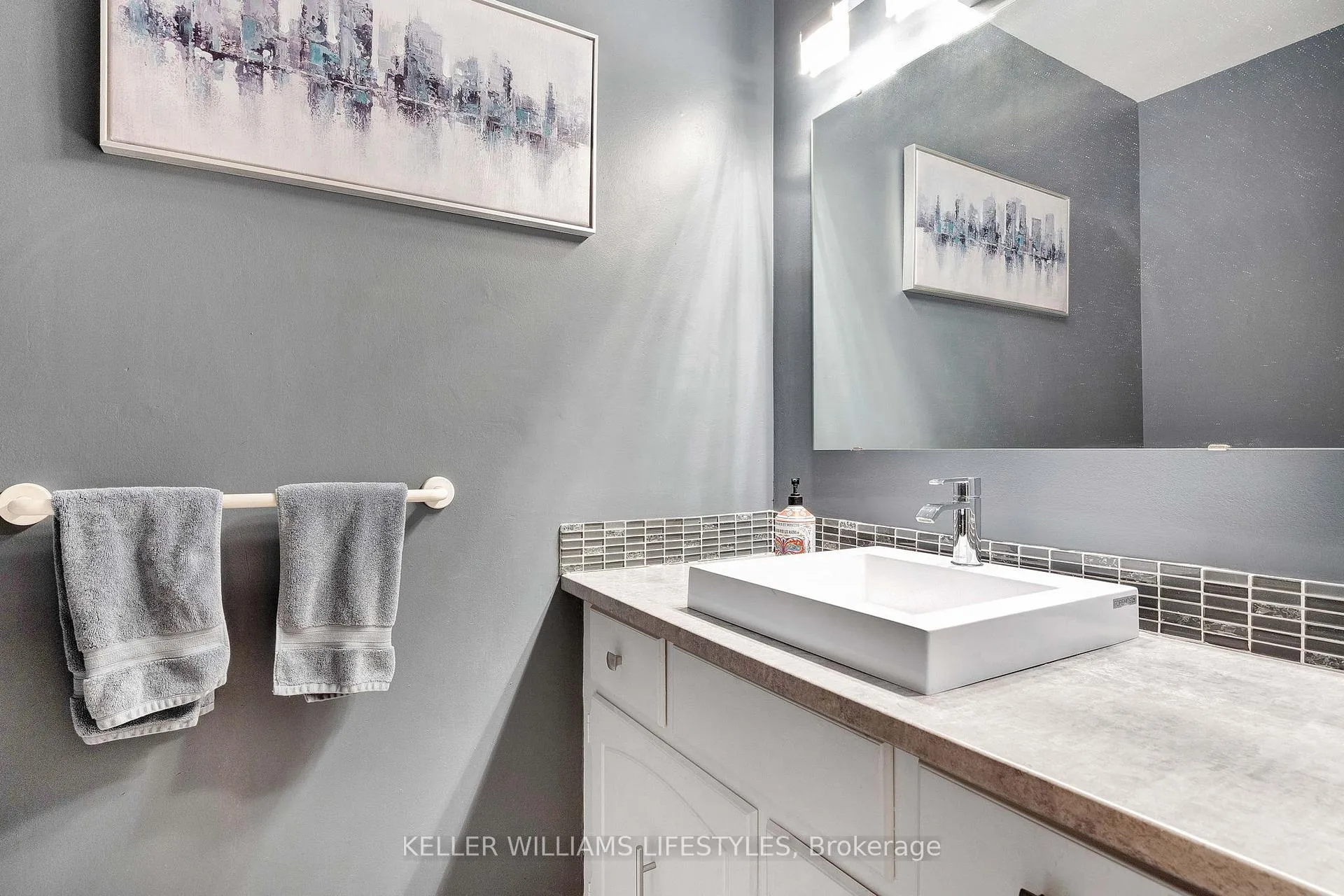 Photo 19 of 62 Fourwinds Road, London, South K — HOMEH