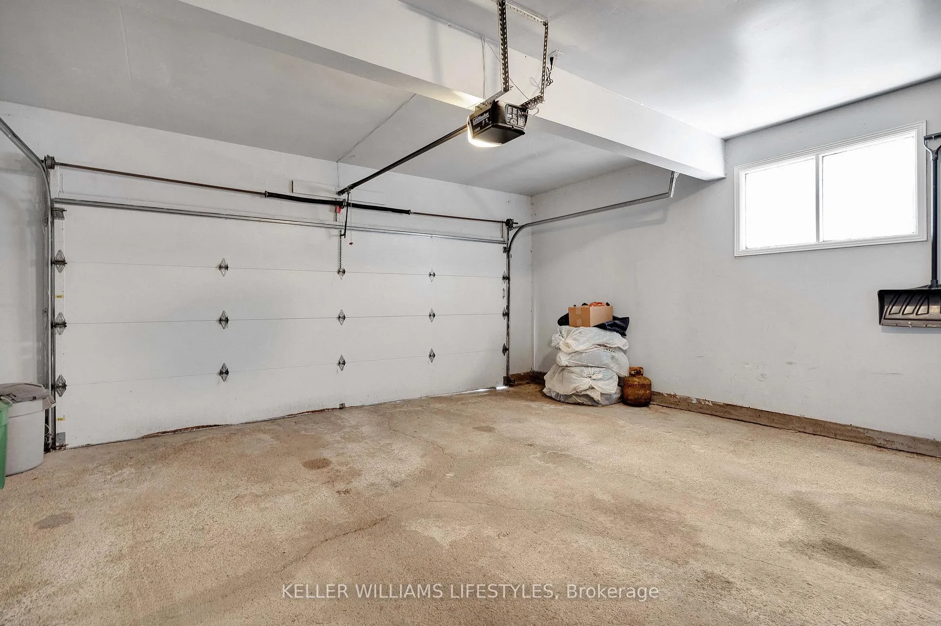 Photo 39 of 62 Fourwinds Road, London, South K — HOMEH