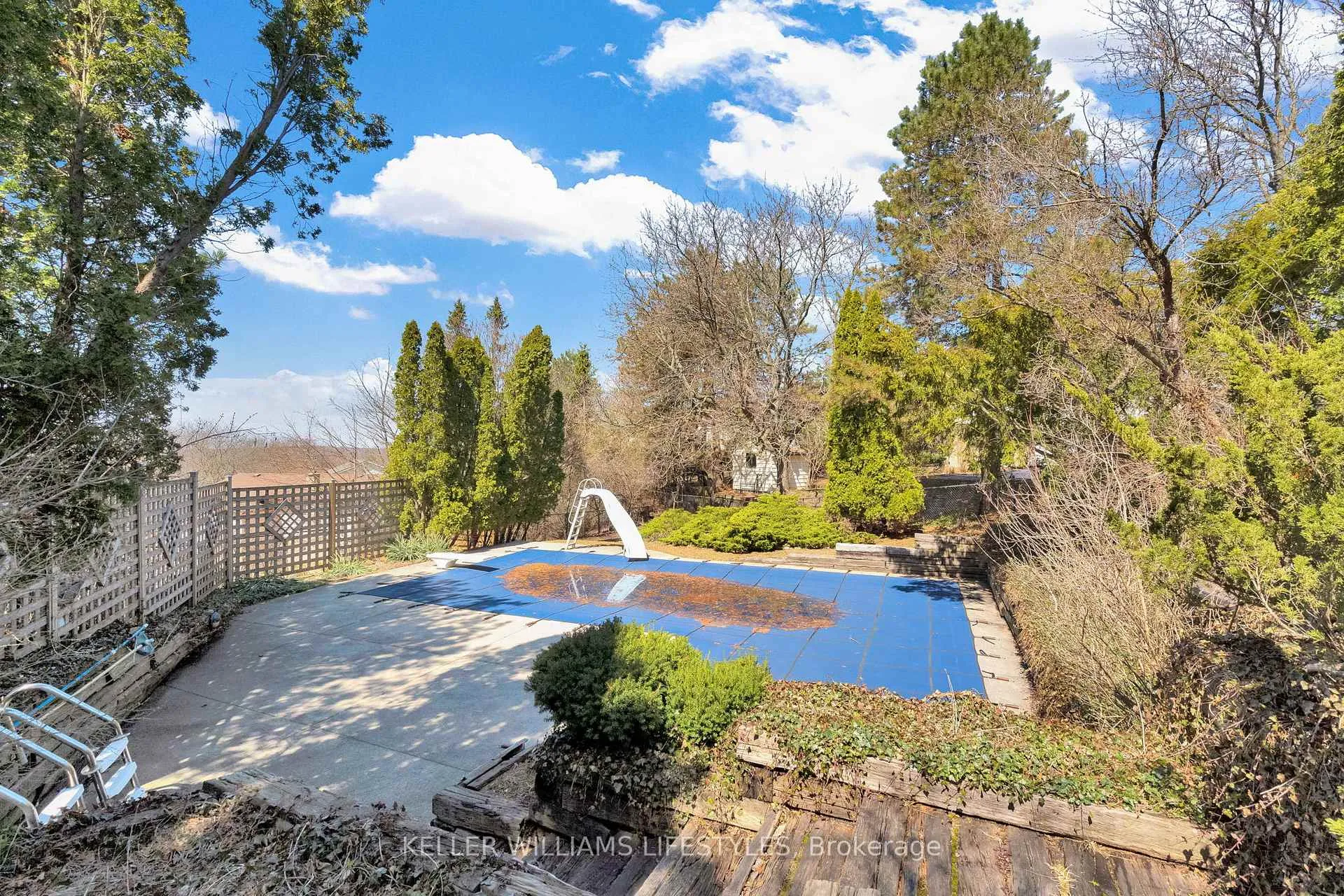 Photo 44 of 62 Fourwinds Road, London, South K — HOMEH