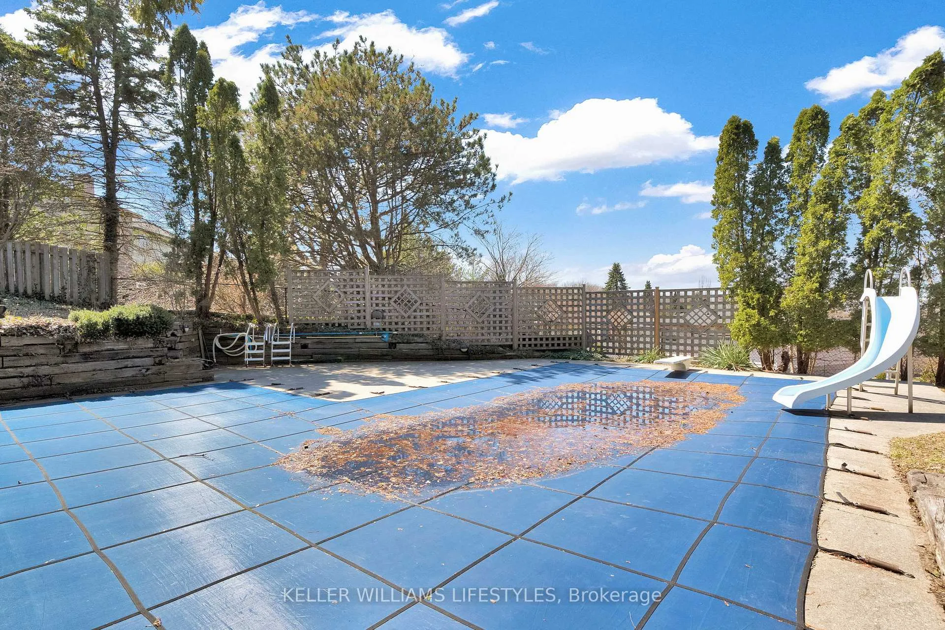 Photo 47 of 62 Fourwinds Road, London, South K — HOMEH