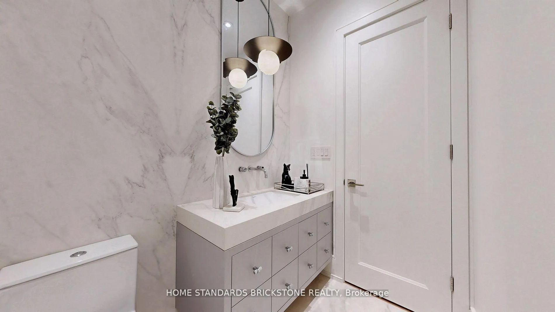 Photo 18 of 38 Elgin Avenue, Toronto, The Annex — HOMEH
