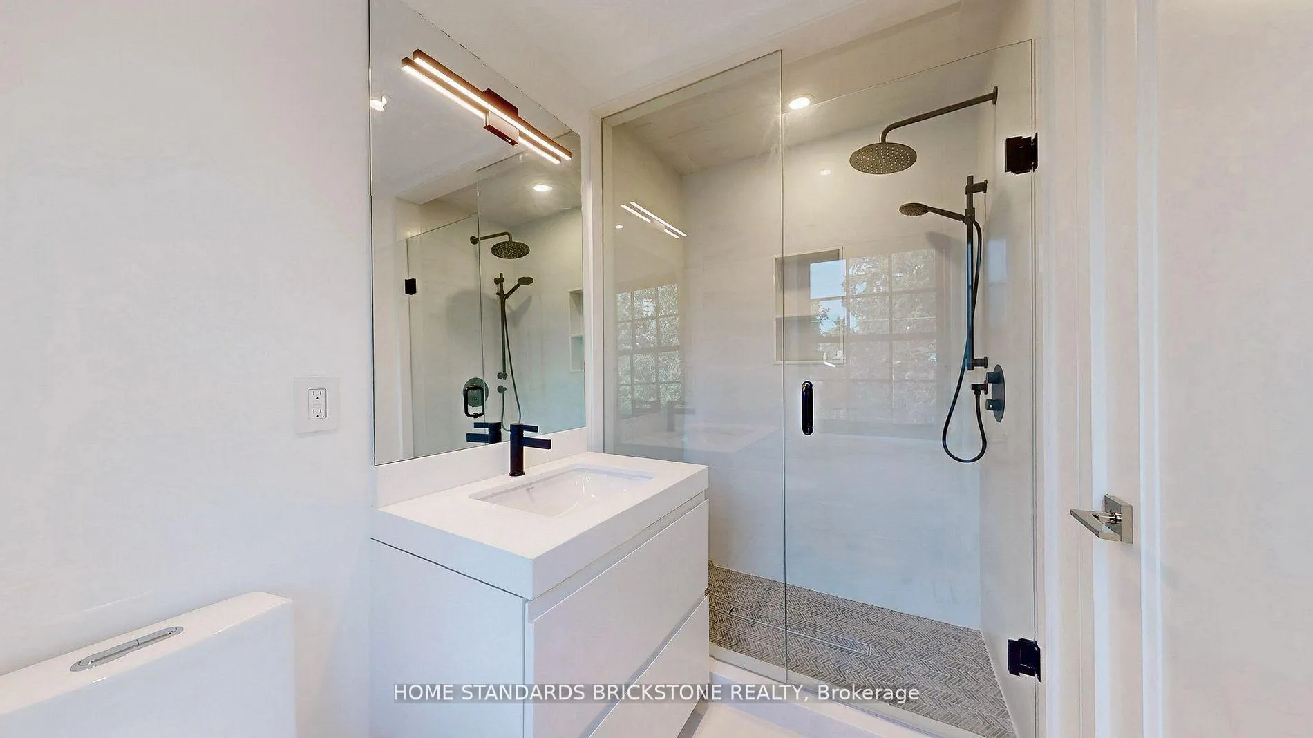 Photo 36 of 38 Elgin Avenue, Toronto, The Annex — HOMEH