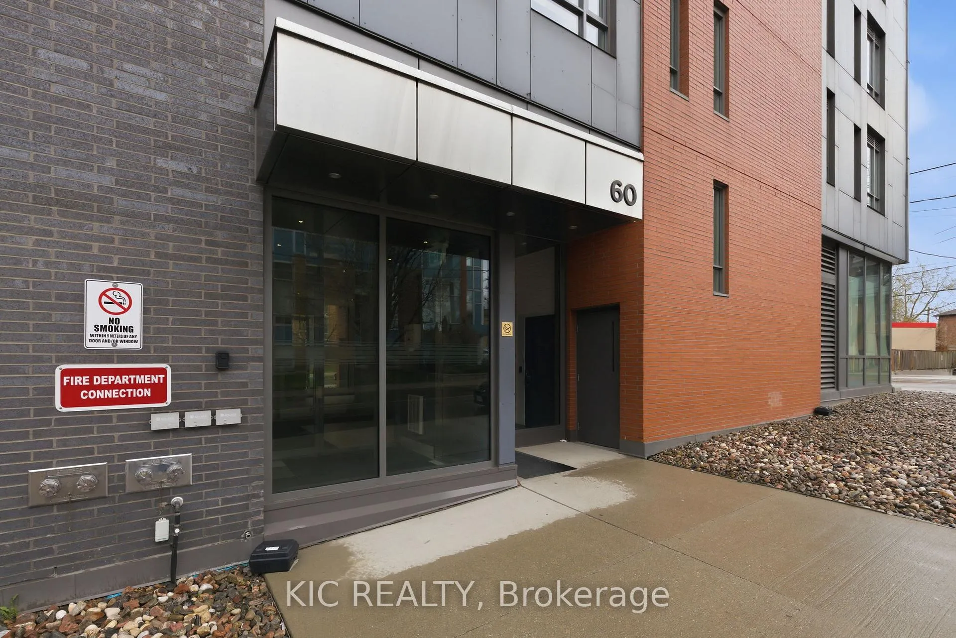 Photo 2 of Unit 408, 60 Haslett Avenue Road, Toronto, The Beaches — HOMEH