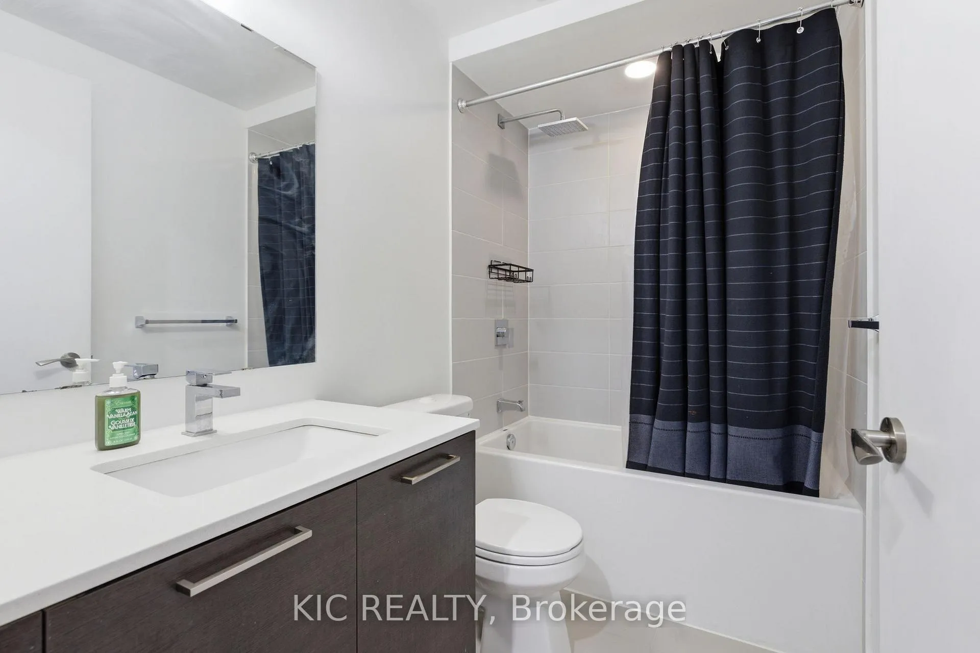 Photo 7 of Unit 408, 60 Haslett Avenue Road, Toronto, The Beaches — HOMEH