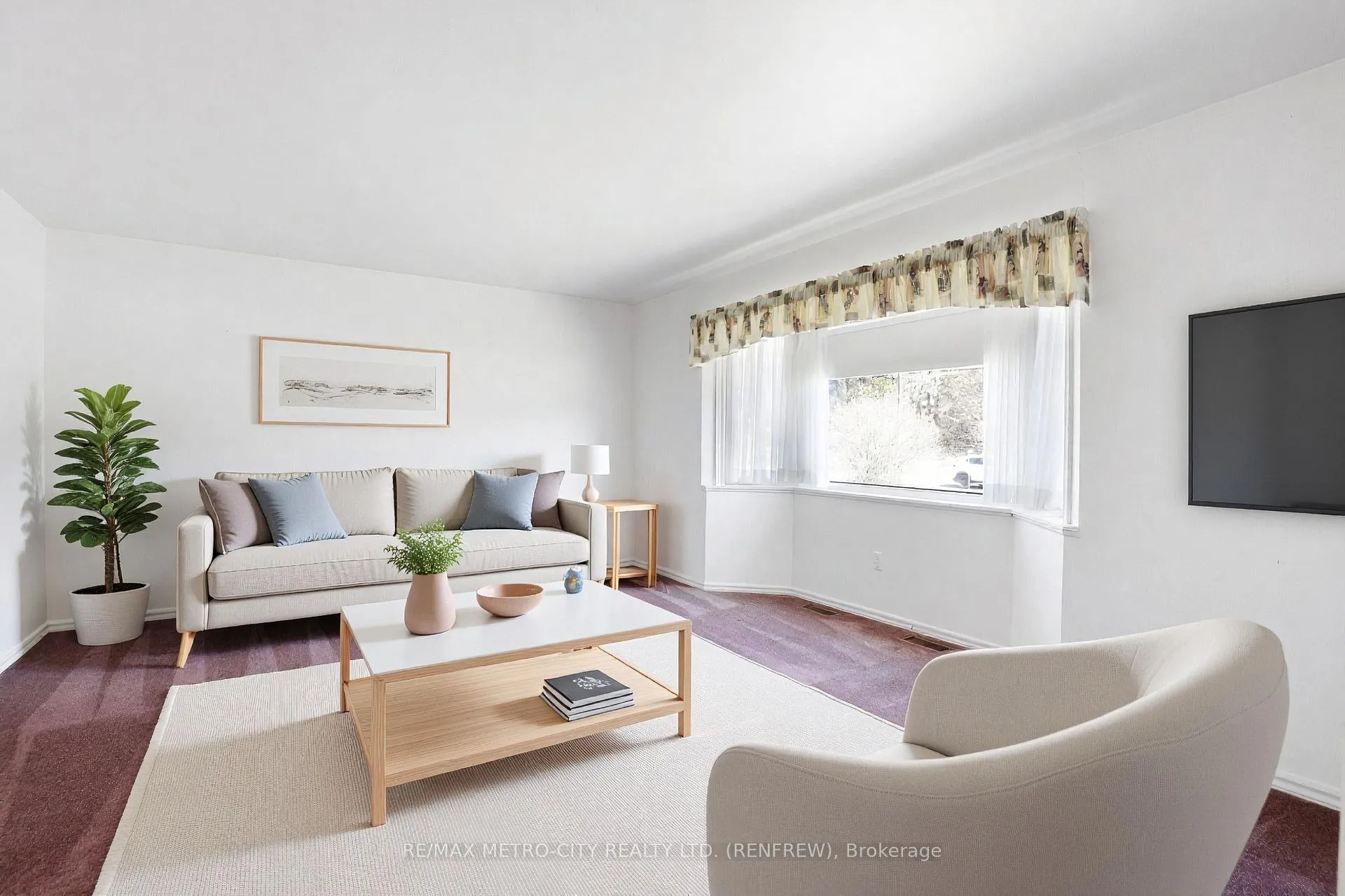Photo 7 of 3805 Burnstown Road, Renfrew — HOMEH