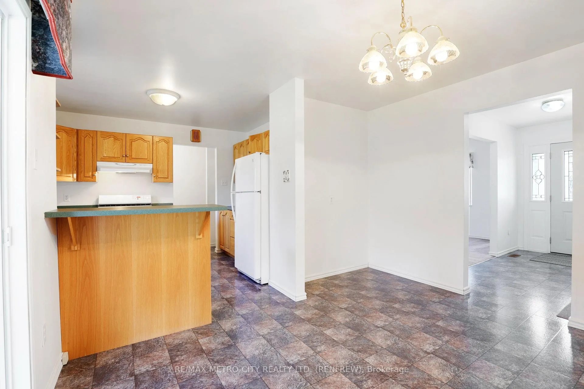 Photo 13 of 3805 Burnstown Road, Renfrew — HOMEH