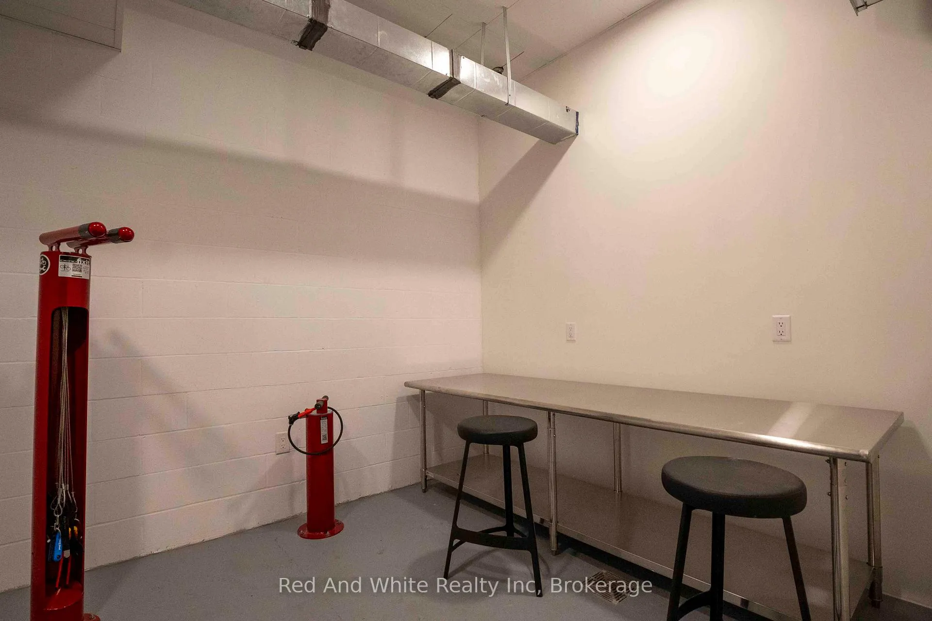 Photo 24 of Unit 803, 55 Duke Street W, Kitchener, City Commercial Core — HOMEH
