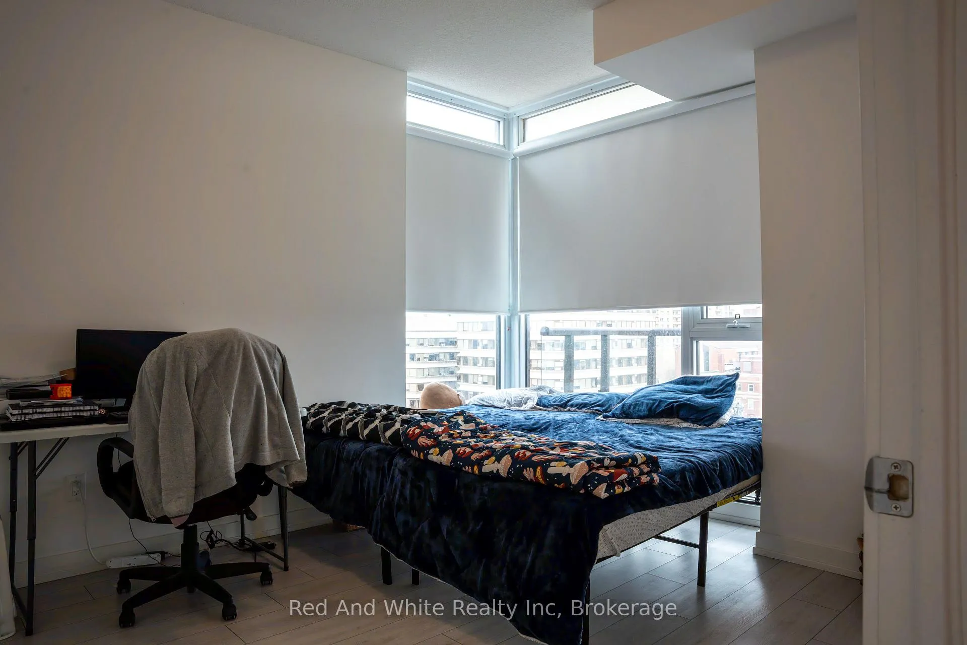 Photo 37 of Unit 803, 55 Duke Street W, Kitchener, City Commercial Core — HOMEH