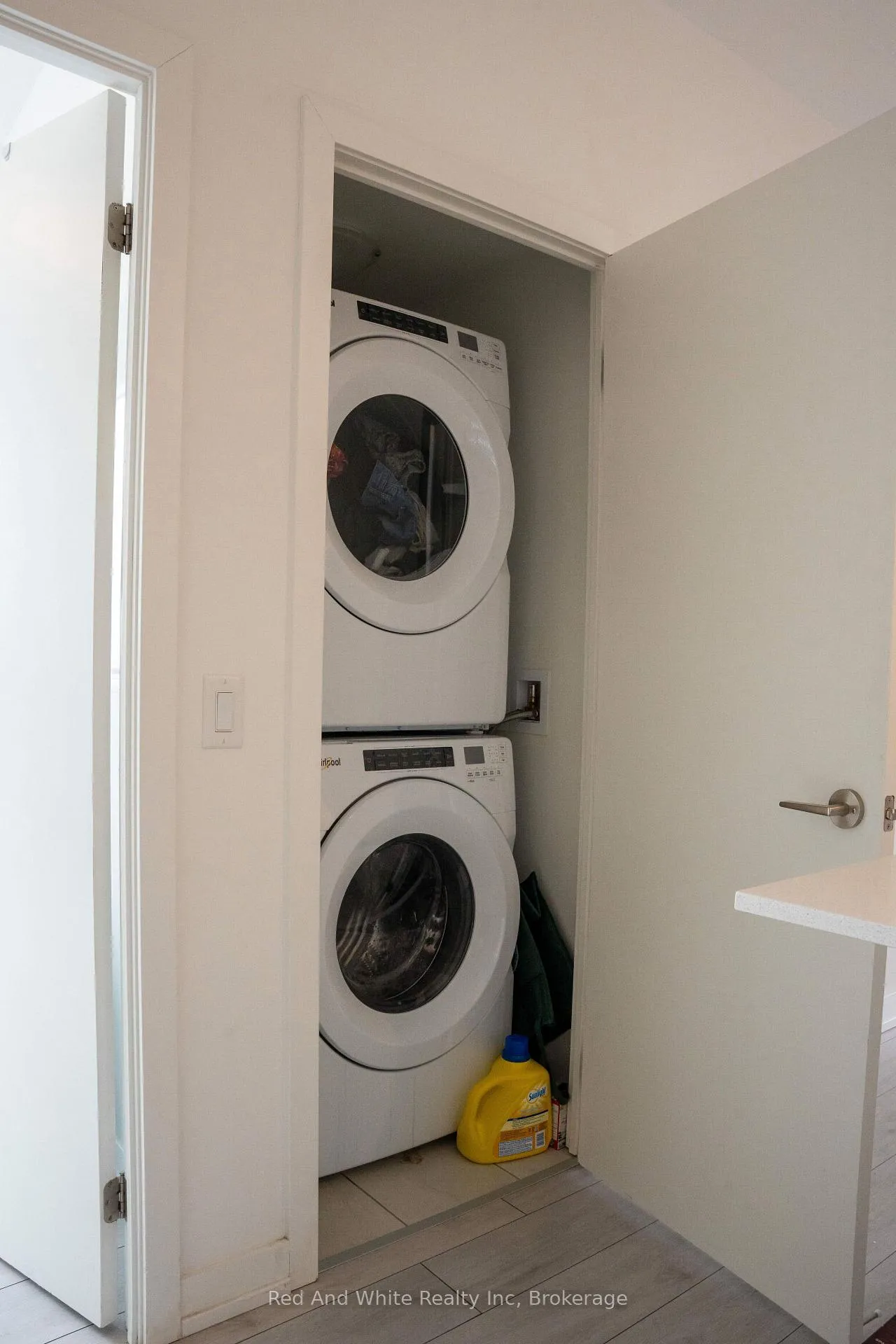 Photo 39 of Unit 803, 55 Duke Street W, Kitchener, City Commercial Core — HOMEH