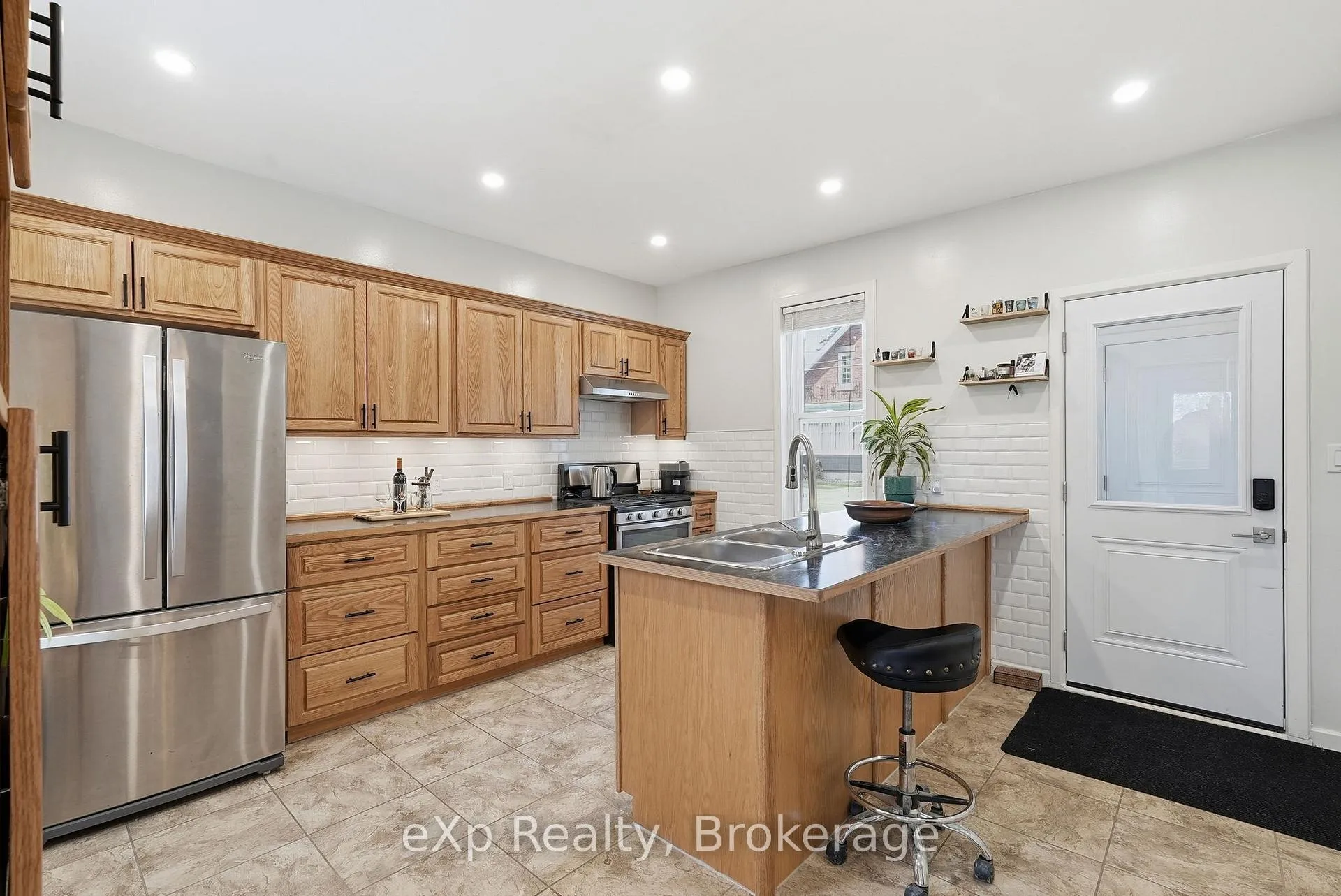 Photo 6 of 361 6th Avenue, Hanover — HOMEH