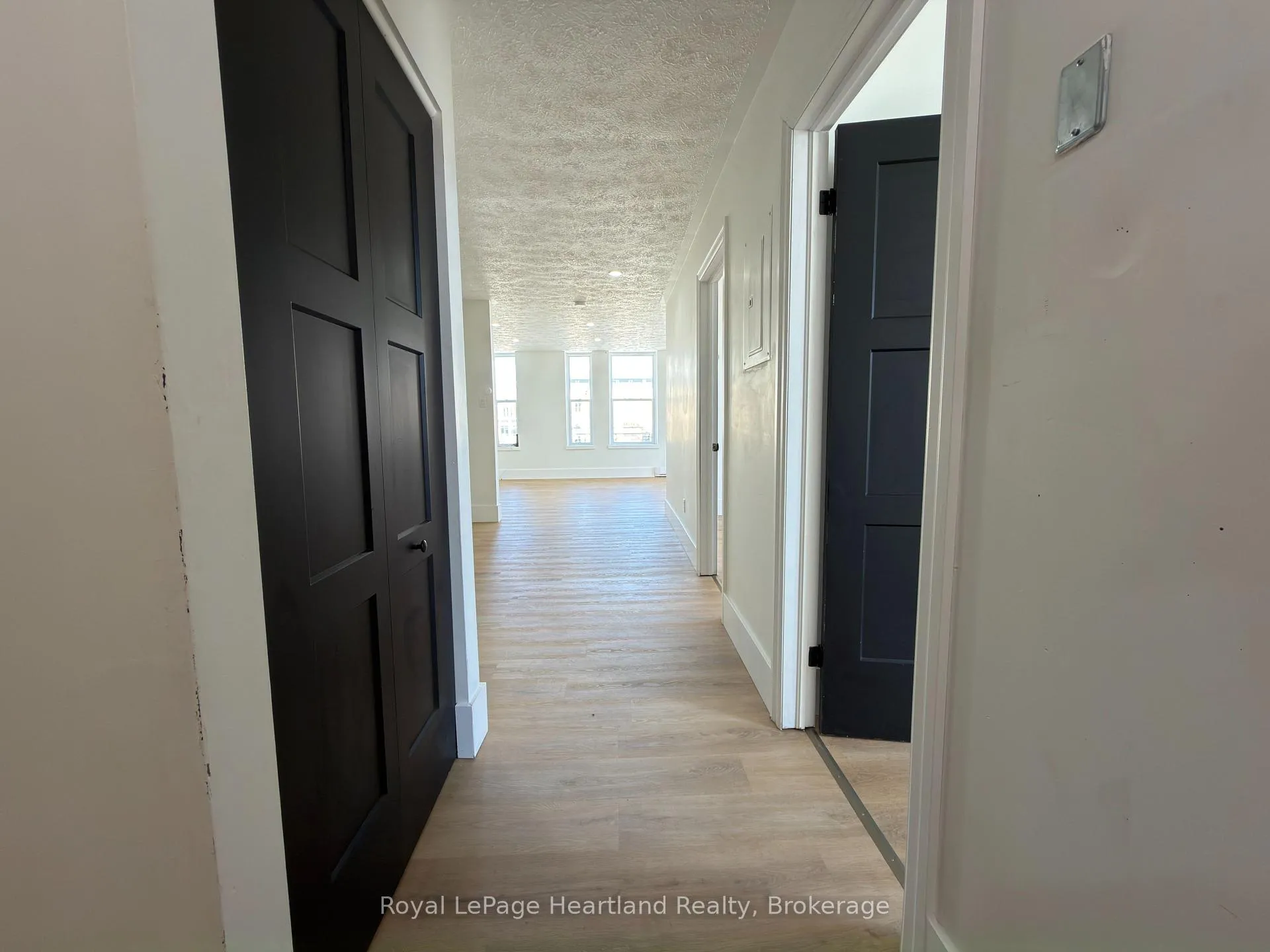 Photo 2 of Unit 3, 6 Isaac Street, Central Huron, Clinton — HOMEH