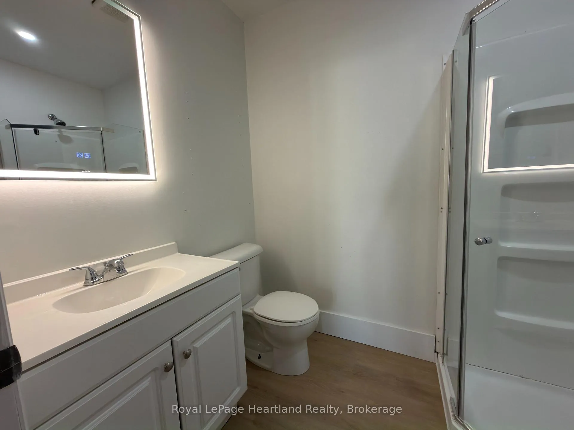 Photo 16 of Unit 3, 6 Isaac Street, Central Huron, Clinton — HOMEH