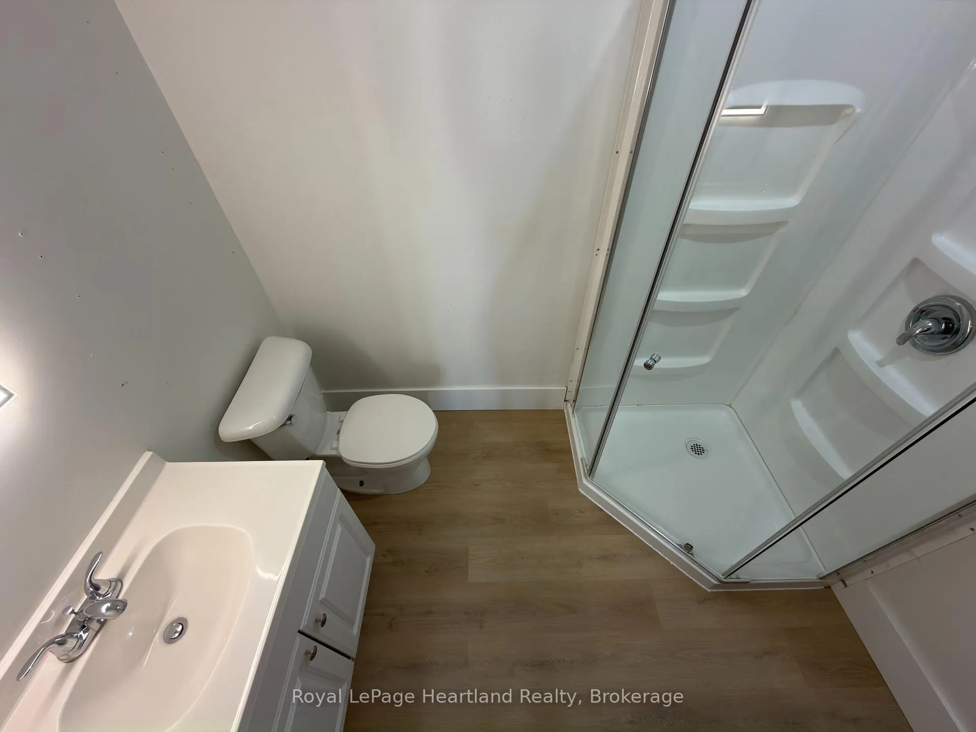 Photo 17 of Unit 3, 6 Isaac Street, Central Huron, Clinton — HOMEH