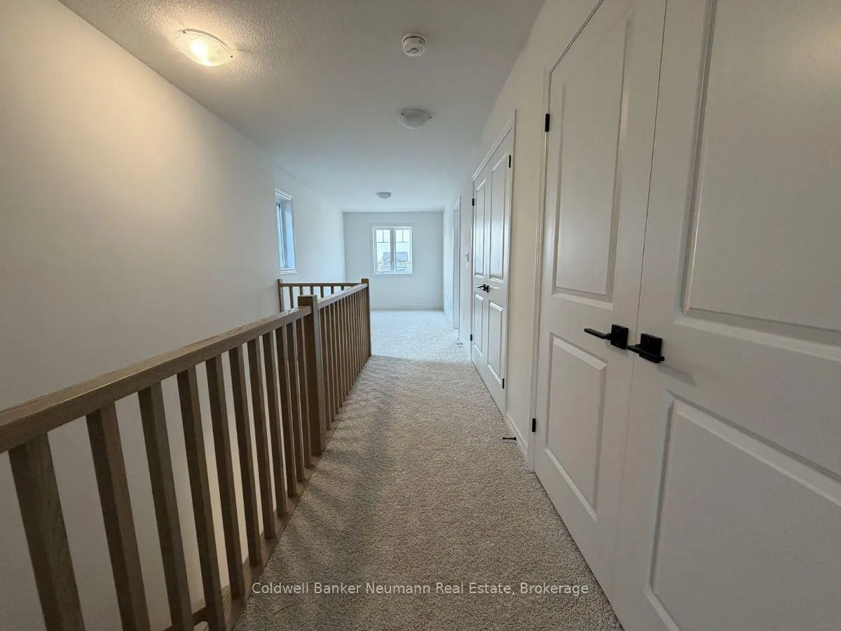 Photo 5 of 12 Cadence Common, Cambridge — HOMEH