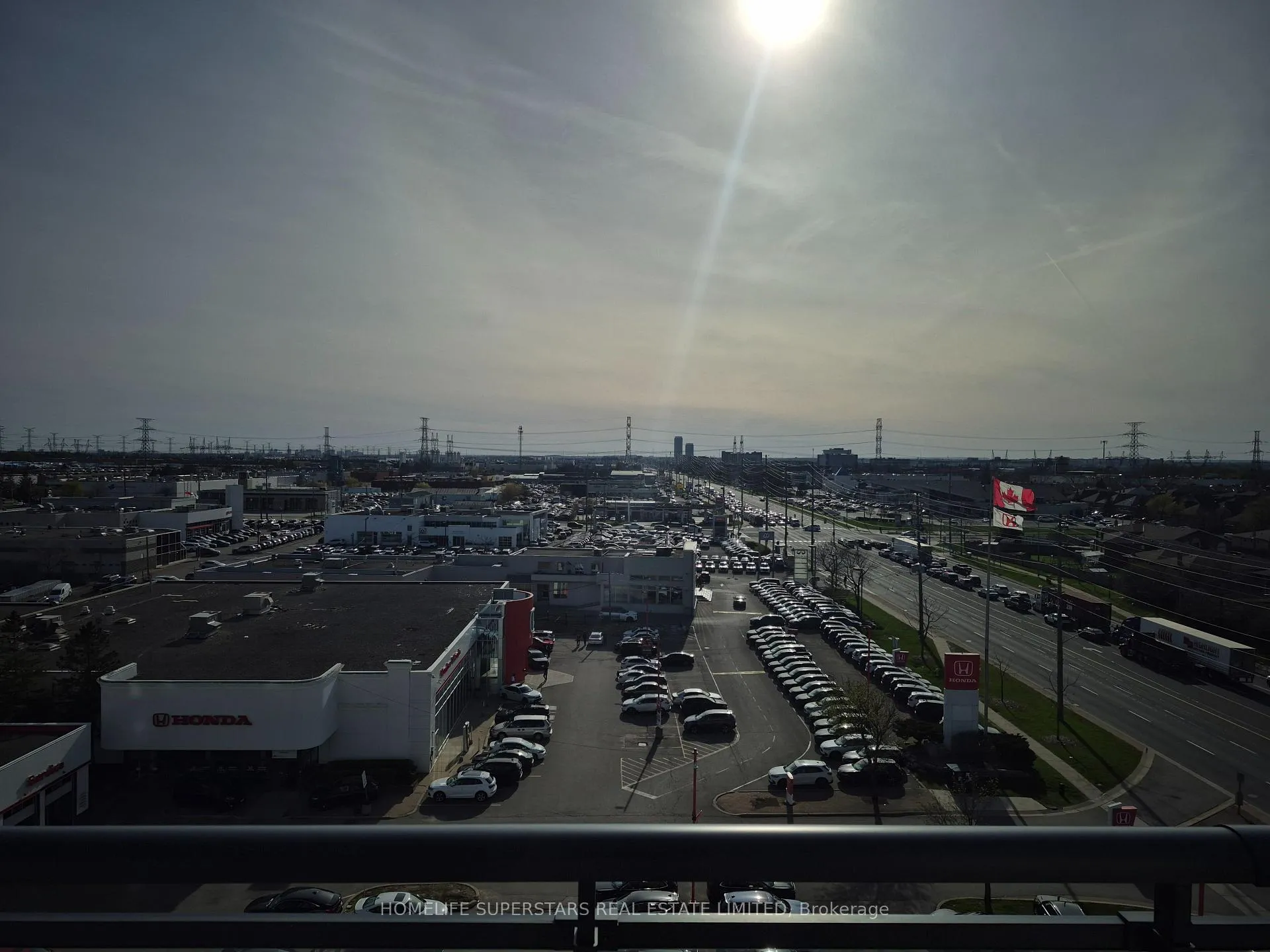 Photo 5 of Unit 803, 12 Woodstream Boulevard, Vaughan, Vaughan Grove — HOMEH
