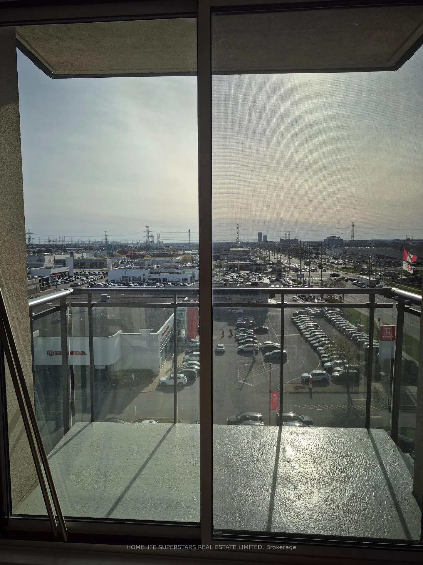 Photo 6 of Unit 803, 12 Woodstream Boulevard, Vaughan, Vaughan Grove — HOMEH